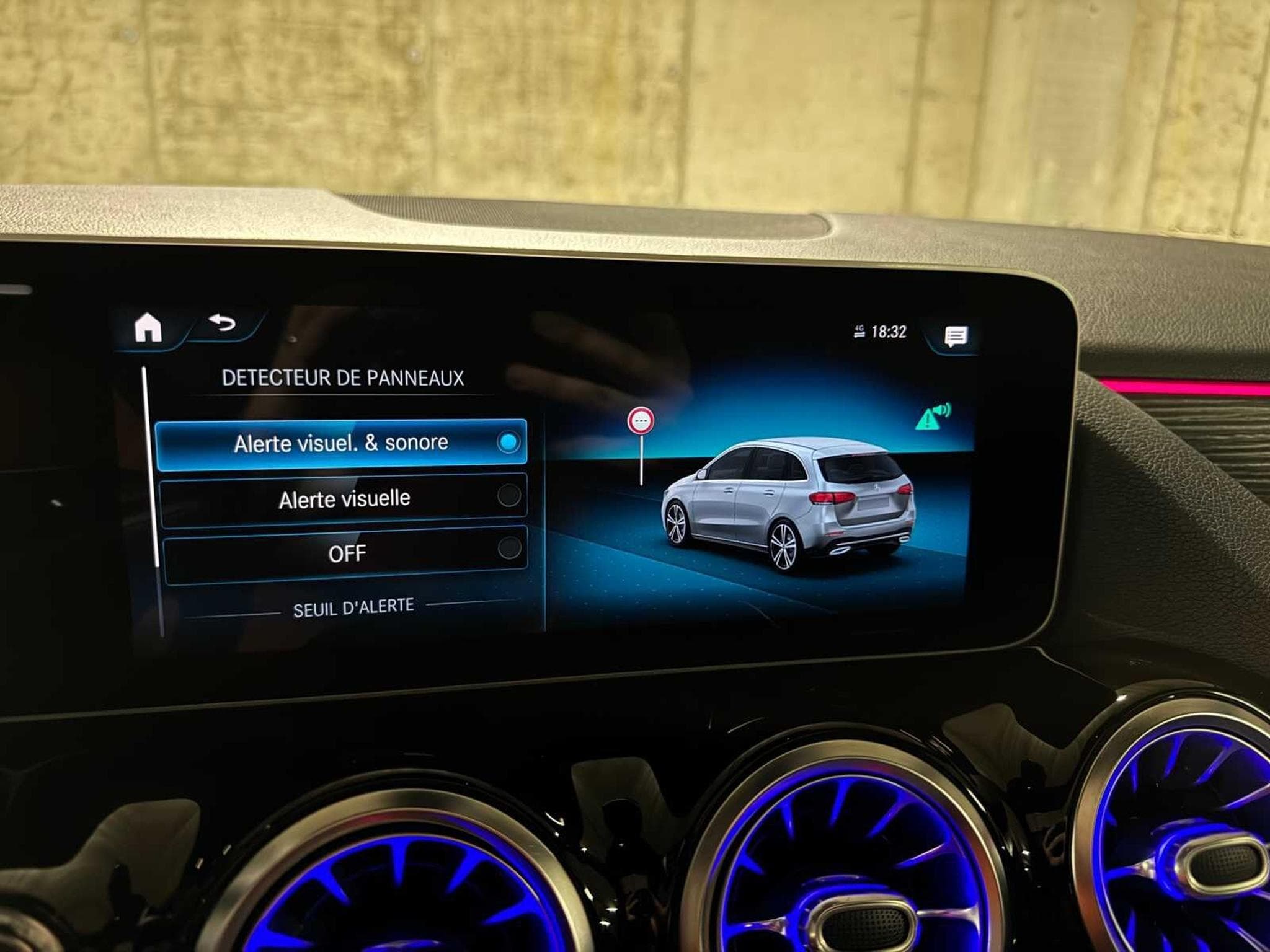 Mercedes B 200 AMG Line (2019) - Foto 50