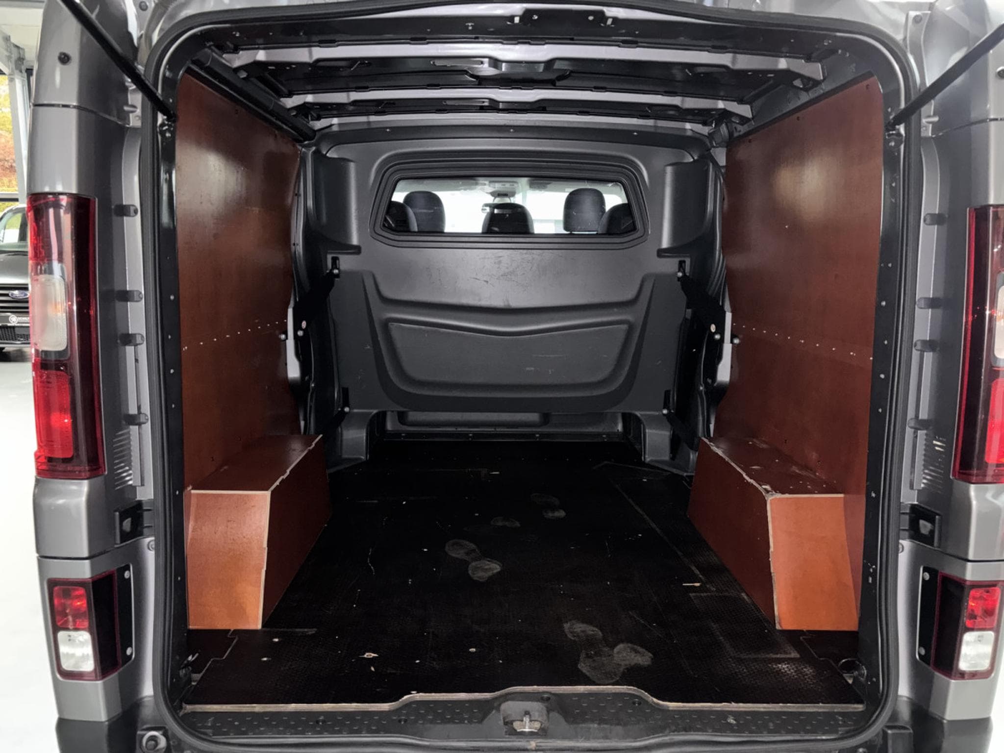 Renault Trafic 1.6 dCi Passanger (2019) - Foto 12
