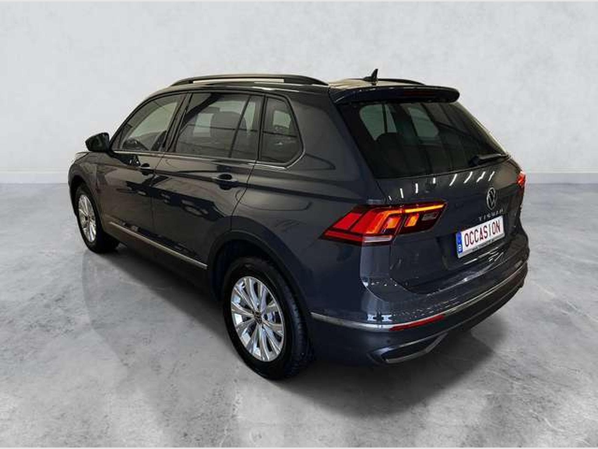 VW Tiguan 1.4 TSI HYBRIDE ESSENCE BOITE DSG6 (2023) - Foto 3