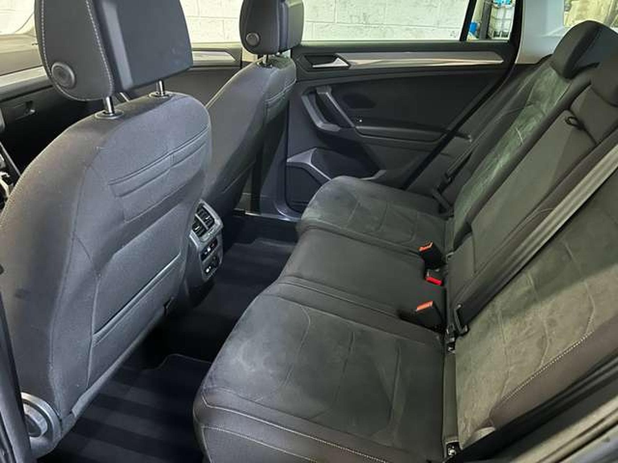 VW Tiguan 1.4 TSI HYBRIDE ESSENCE BOITE DSG6 (2023) - Foto 19