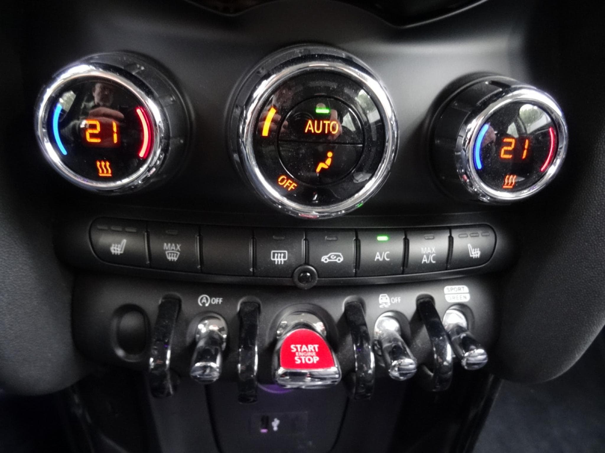 Mini Cooper 1.5 AUTOMATIQUE (2019) - Photo 10