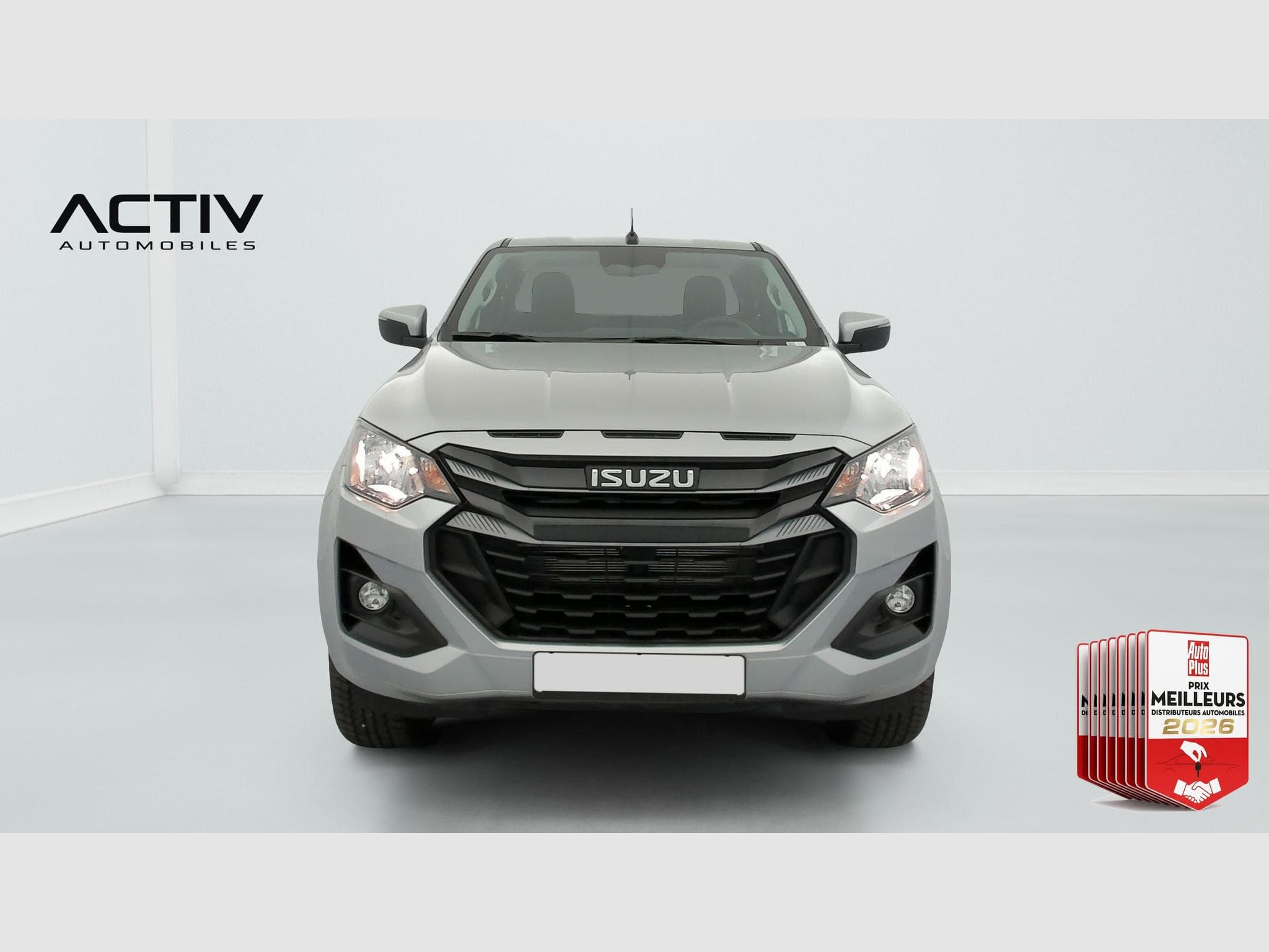 Isuzu D-MAX 2.2L SPACE CABINE M/T EVOLUTION (2026) - Photo 2