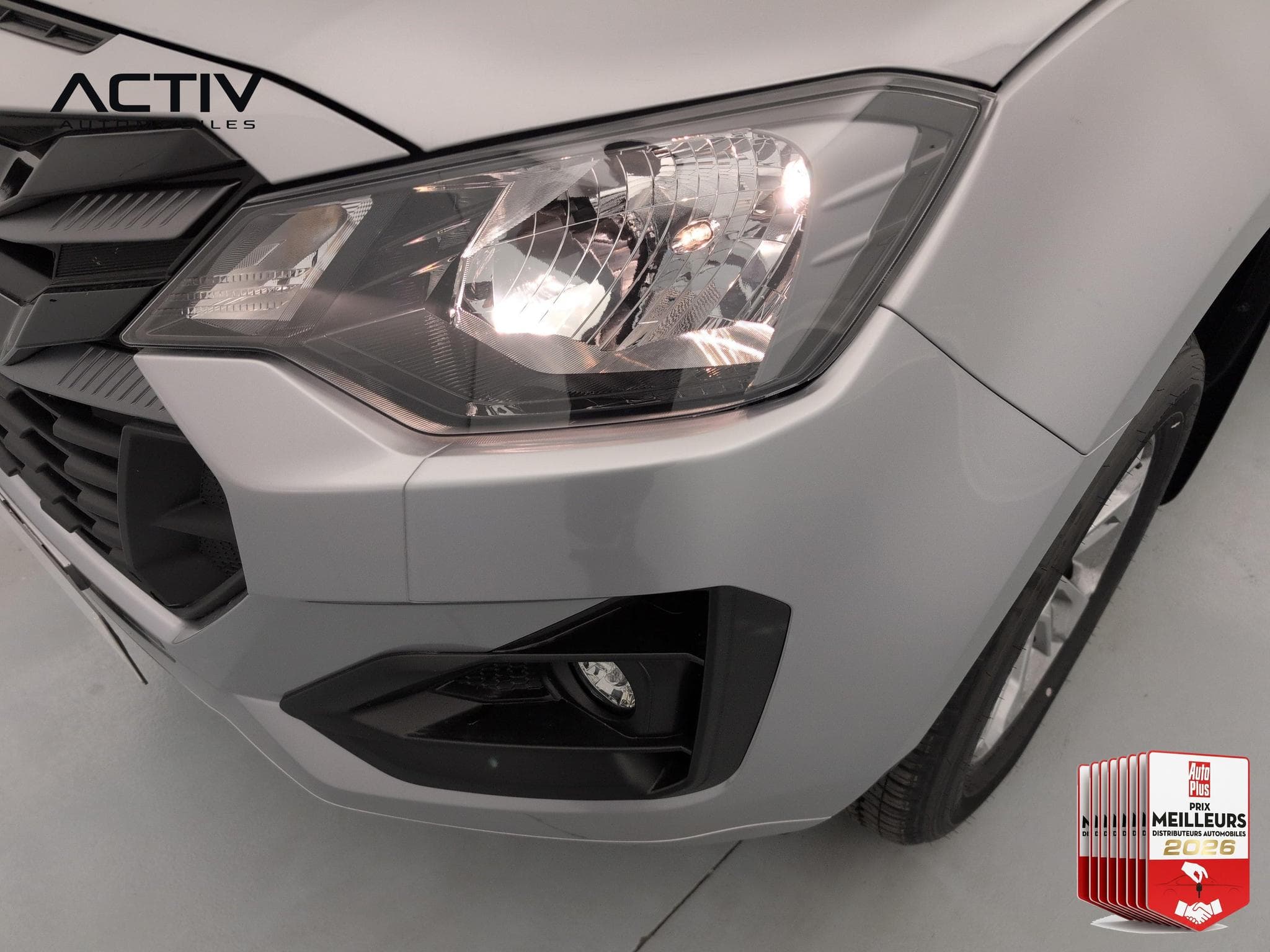 Isuzu D-MAX 2.2L SPACE CABINE M/T EVOLUTION (2026) - Photo 19