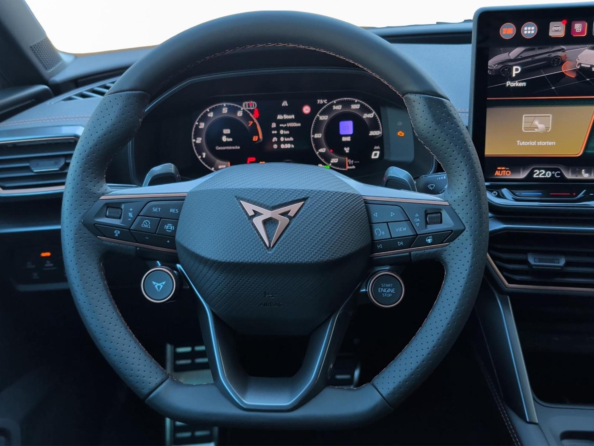 Cupra Leon e-TSI (2026) - Photo 10