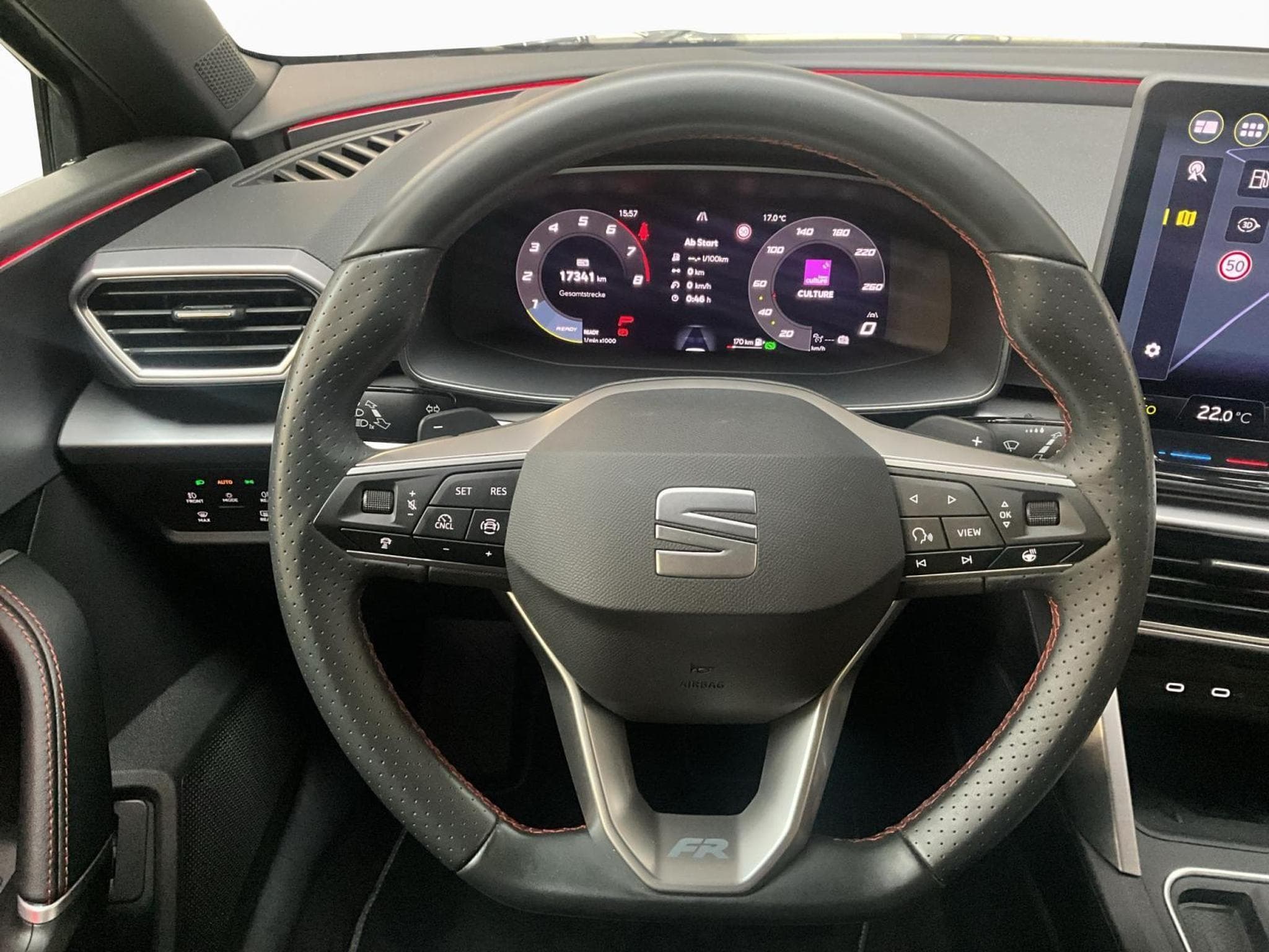 Seat Leon ST+FR+DSG+Pano+Dinamica+Matrix-LED+AHK (2025) - Foto 10