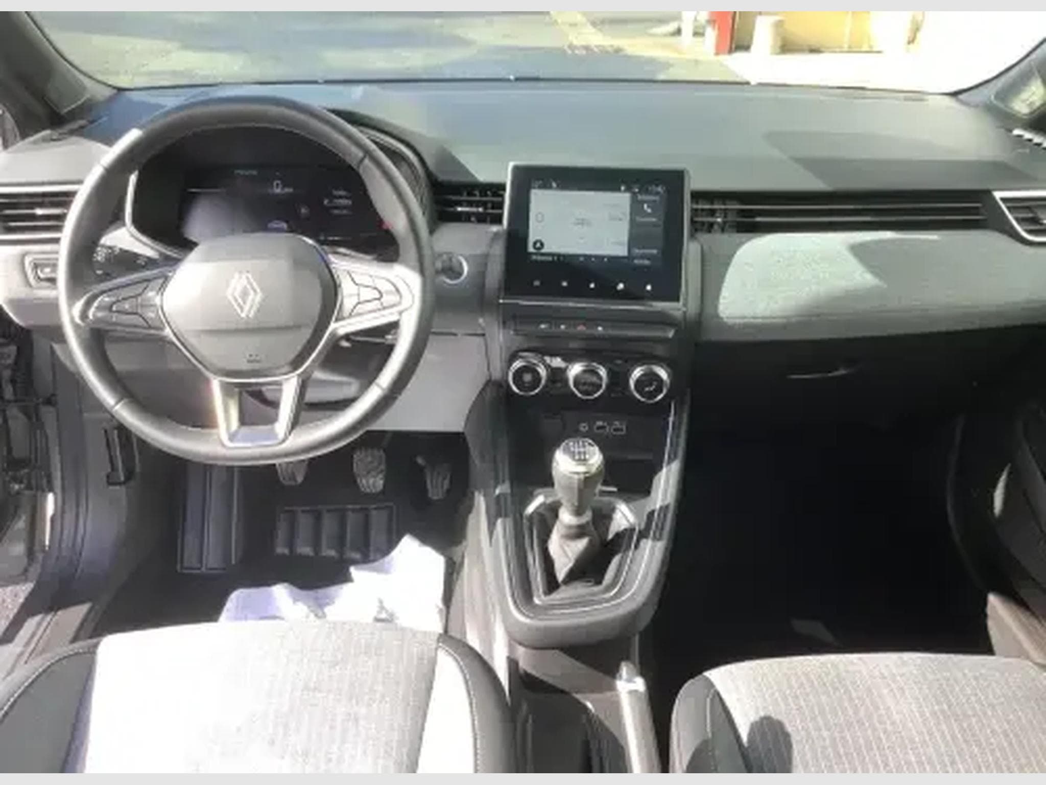Renault Clio TCE 90 GSR2 Techno (2026) - Photo 6