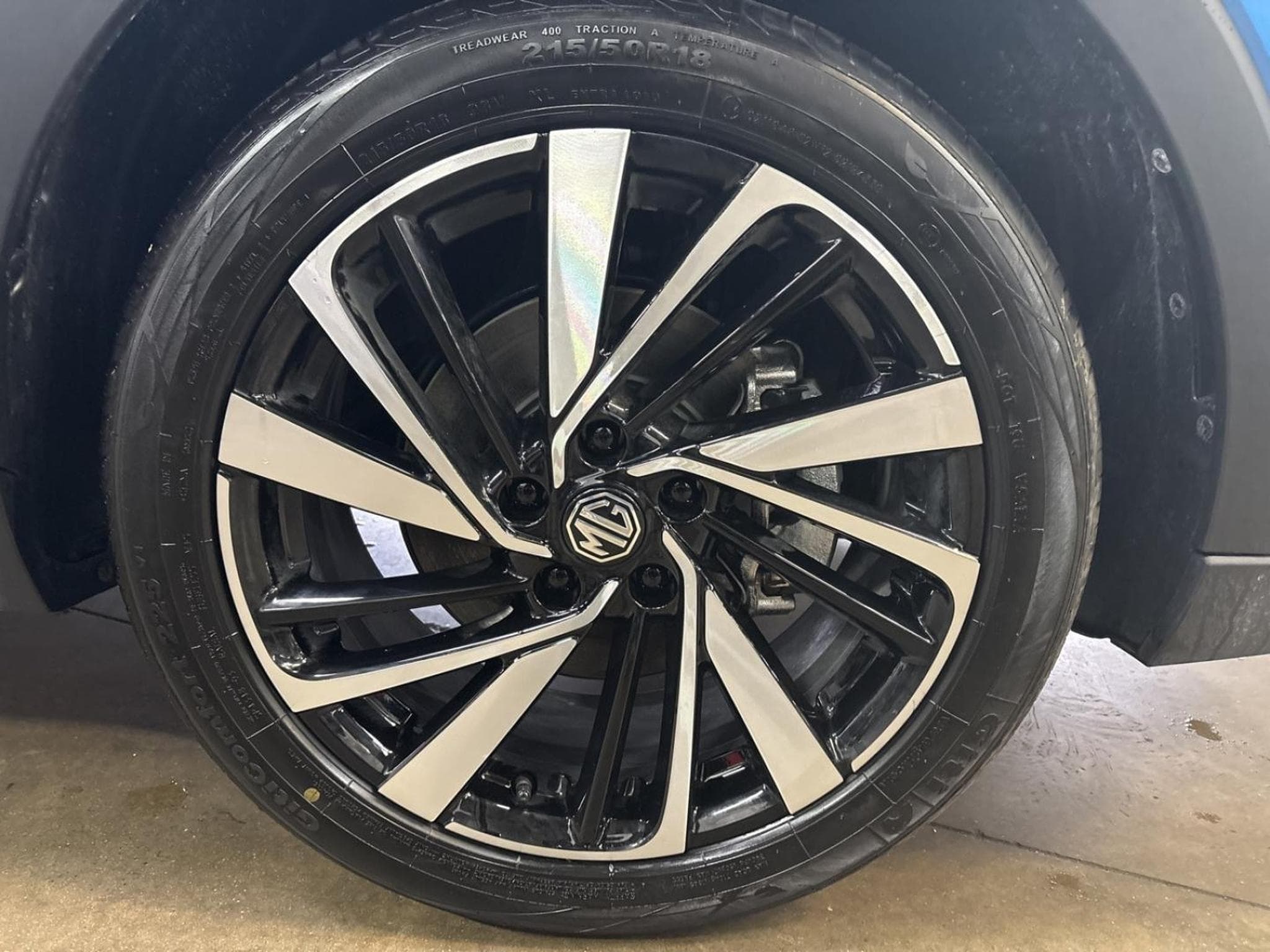 MG ZS 1.5 Hybrid+ 197ch Luxury (2026) - Foto 6