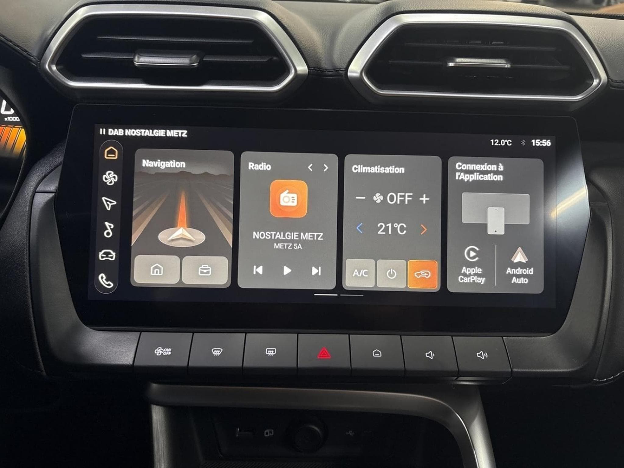 MG ZS 1.5 Hybrid+ 197ch Luxury (2026) - Foto 26