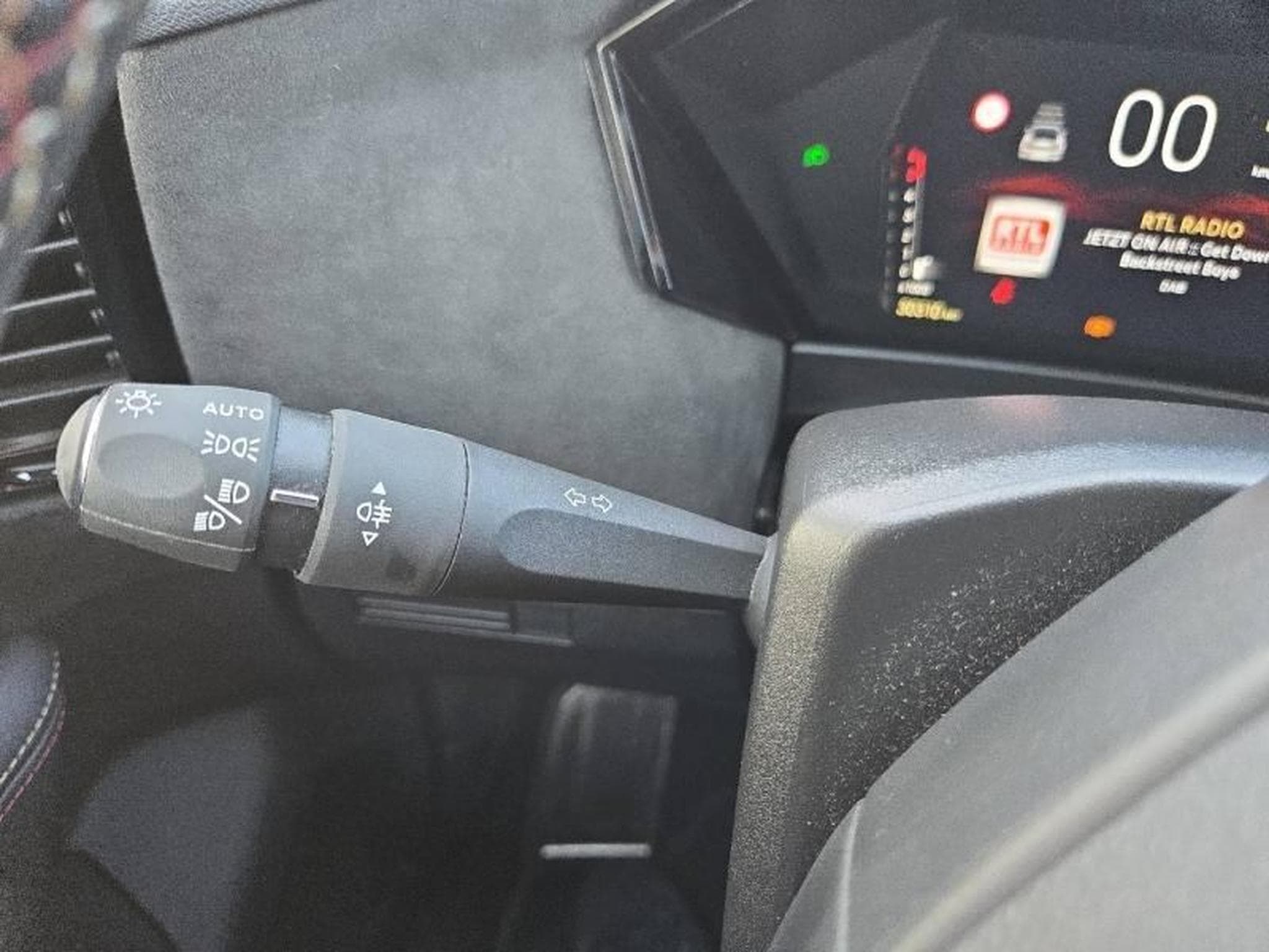 DS Automobiles DS4 BlueHDi 130ch Performance Line Automatique (2024) - Foto 25