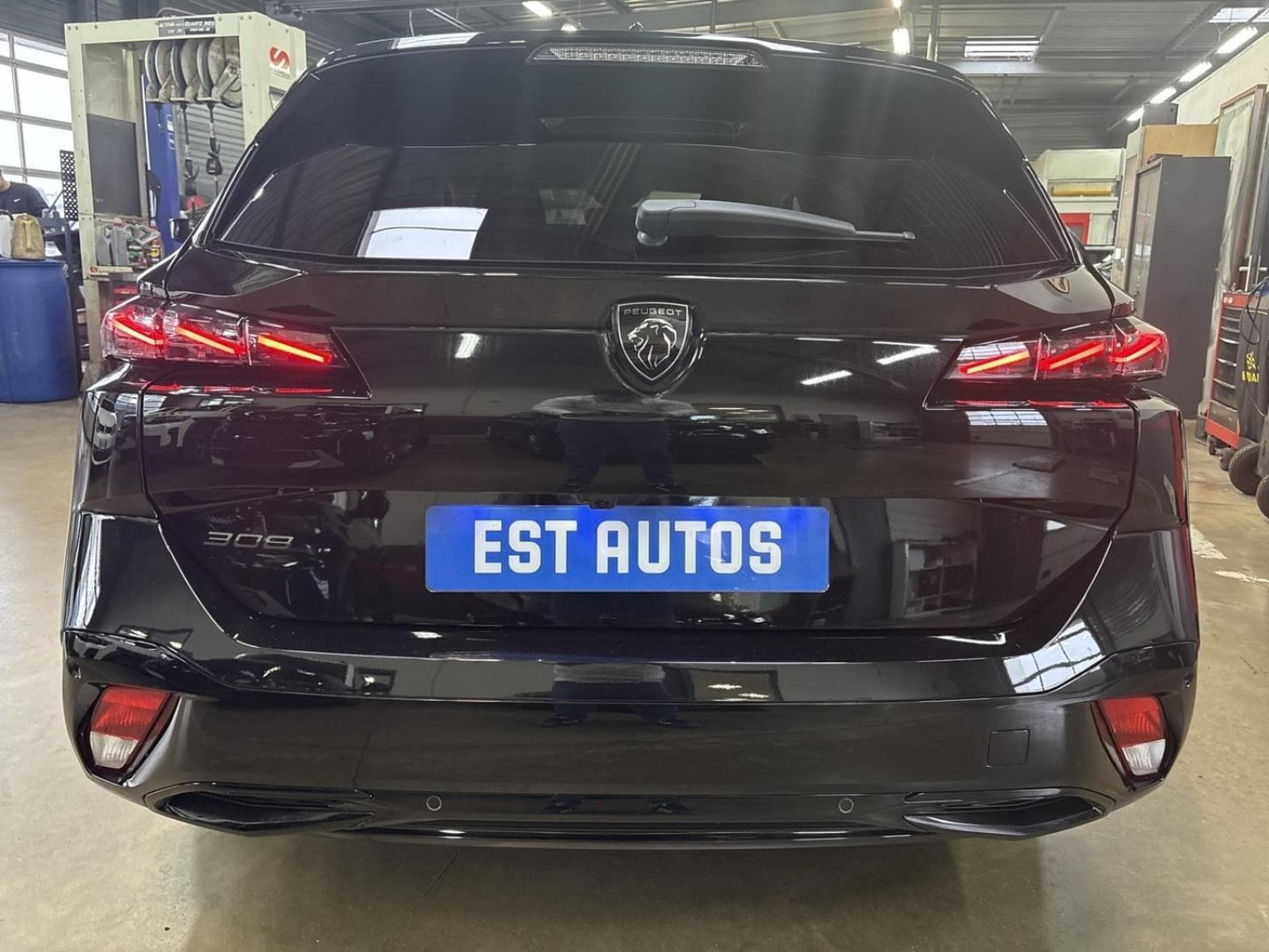 Peugeot 308 308 SW BlueHDI 130ch S&S Business EAT8 (2026) - Foto 34