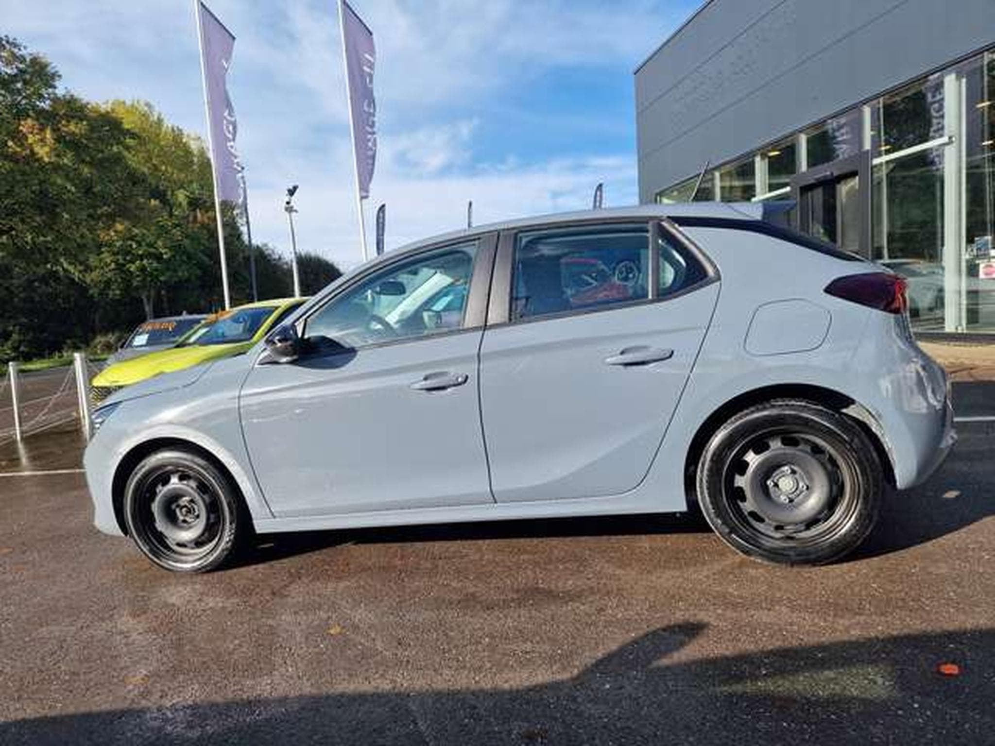 Opel Corsa Basis (2024) - Photo 4