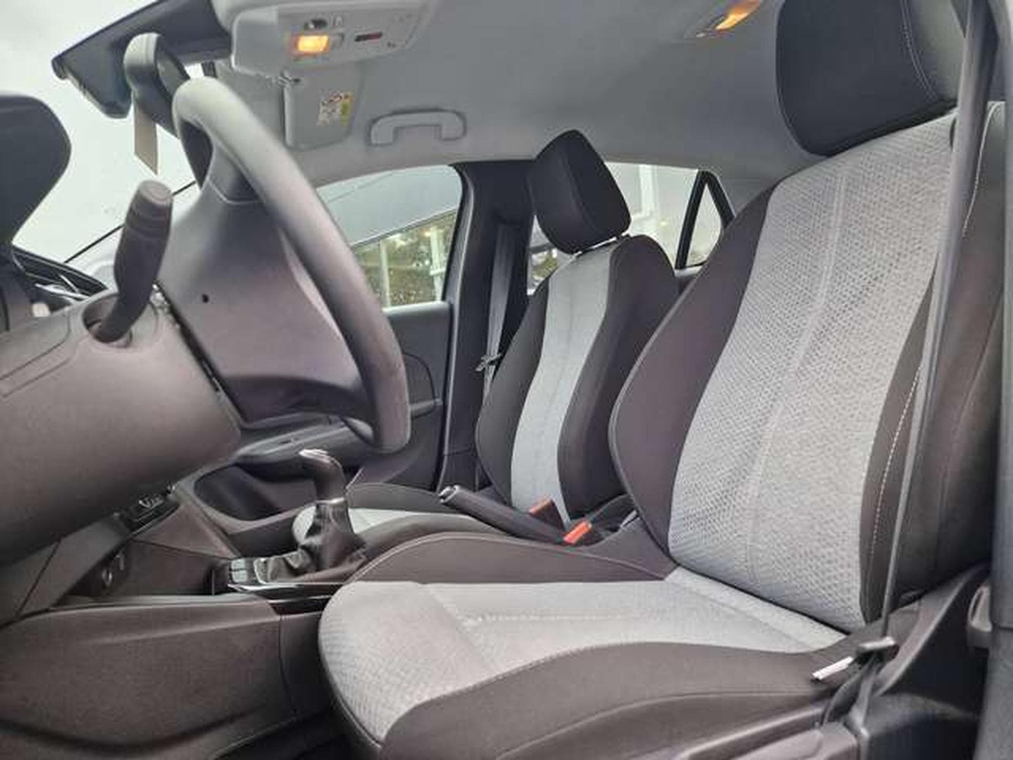 Opel Corsa Basis (2024) - Photo 7