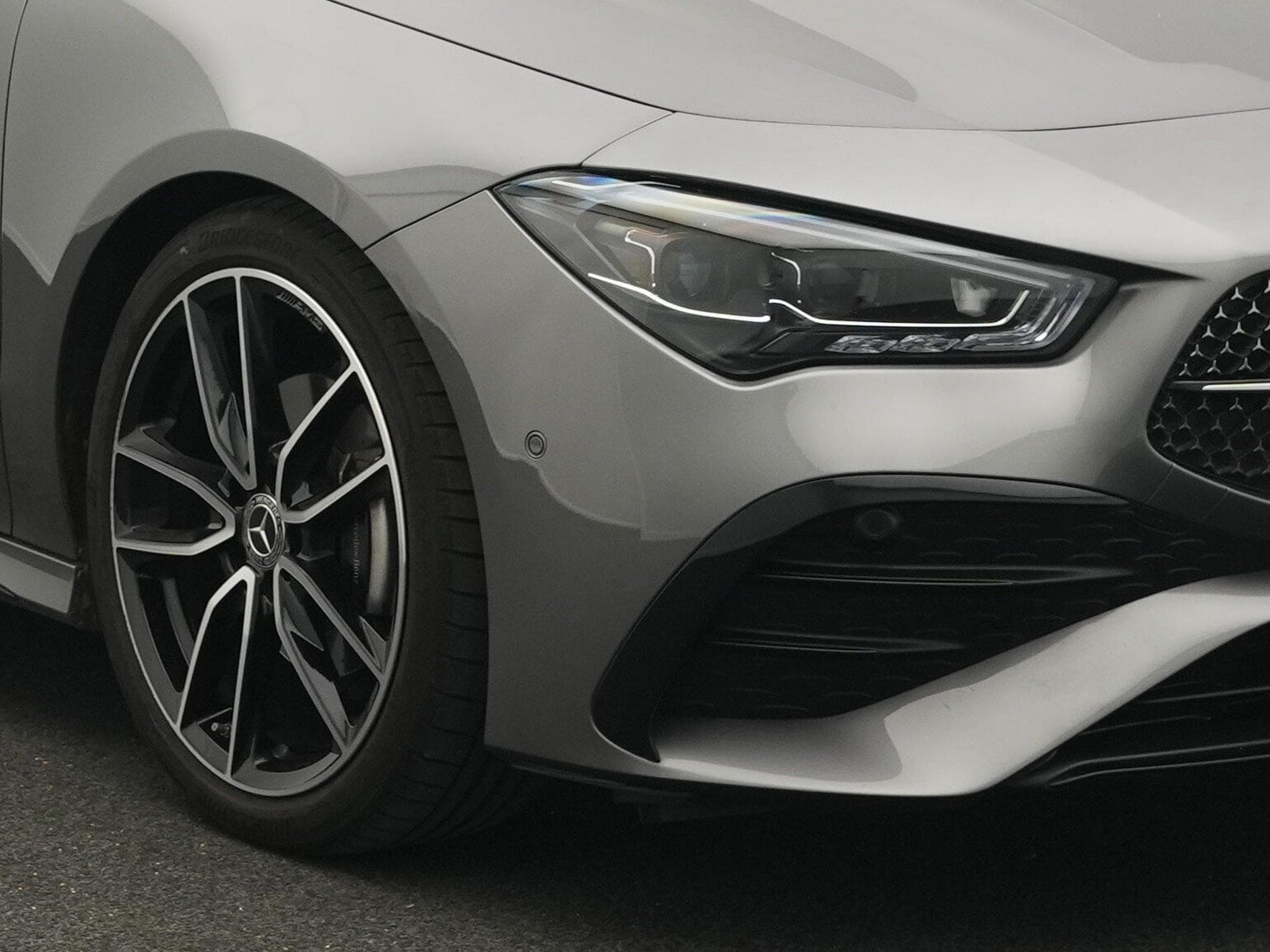 Mercedes CLA 180 AMG-Line (2025) - Foto 9