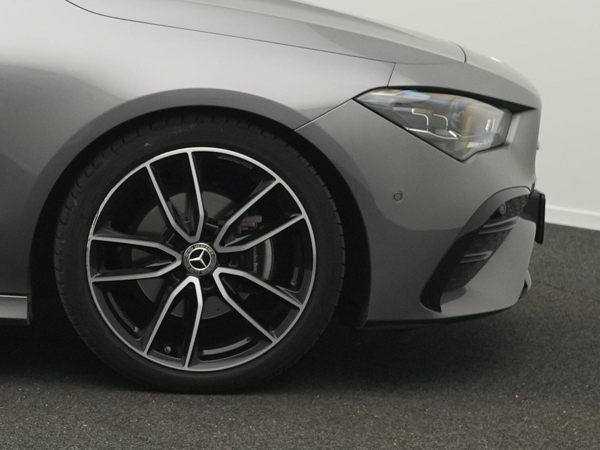 Mercedes CLA 180 AMG-Line (2025) - Foto 8