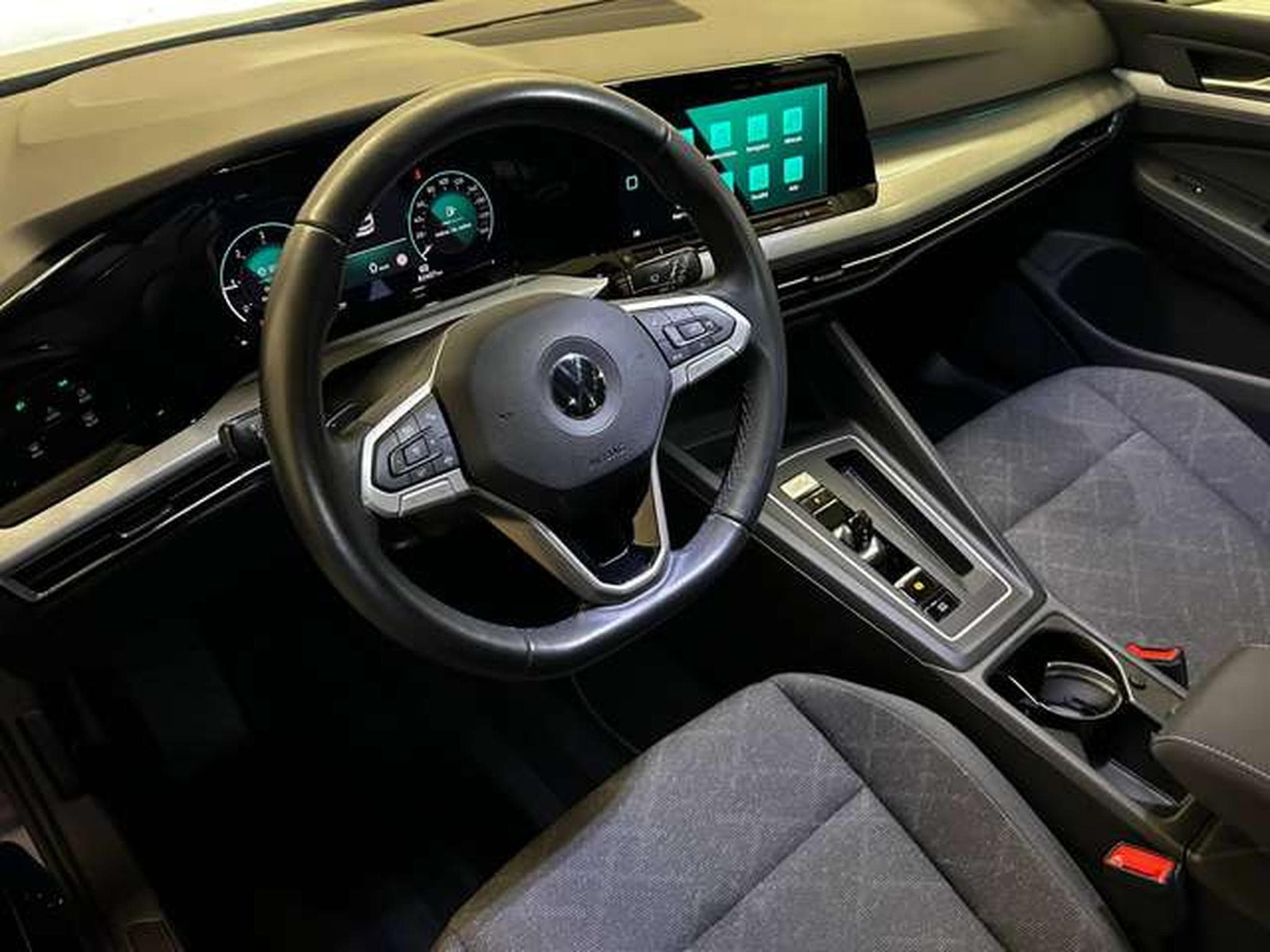 VW Golf 2.0 TDi LIFE DIESEL DSG7 (2021) - Foto 5
