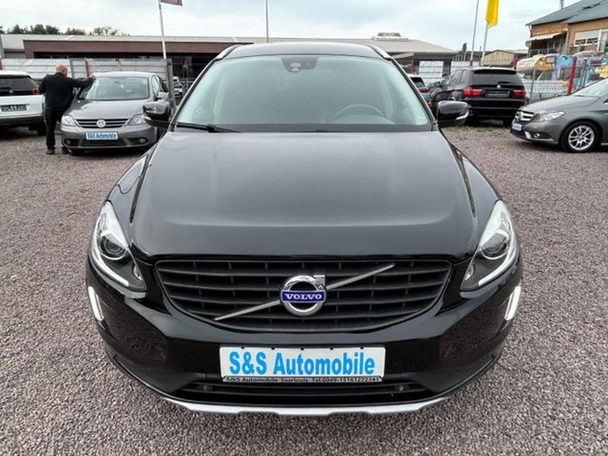 Volvo XC60 XC60 D4 AWD Ocean Race *Navi*AHK*Euro6* (2015) - Foto 2