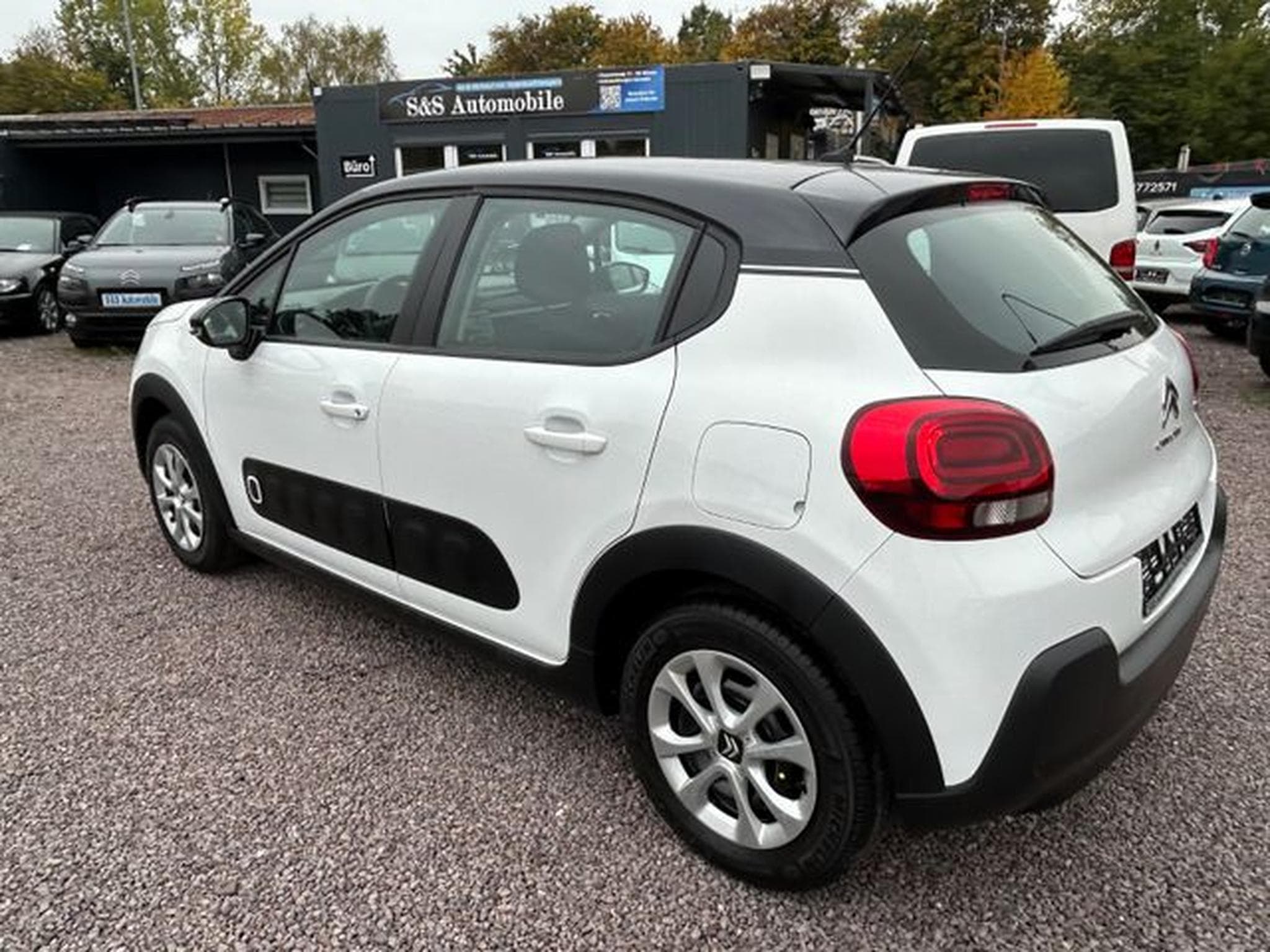 Citroën C3 C3 Feel Airbump *Bluetooth*LED*Tempomat*Euro6* (2017) - Foto 6