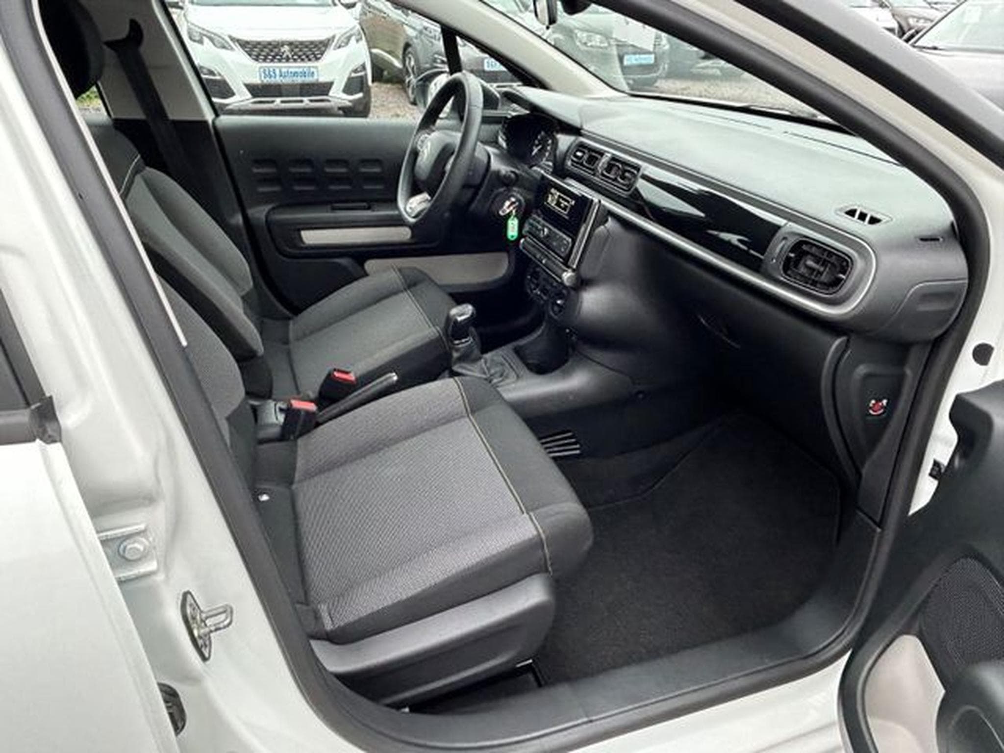 Citroën C3 C3 Feel Airbump *Bluetooth*LED*Tempomat*Euro6* (2017) - Foto 9