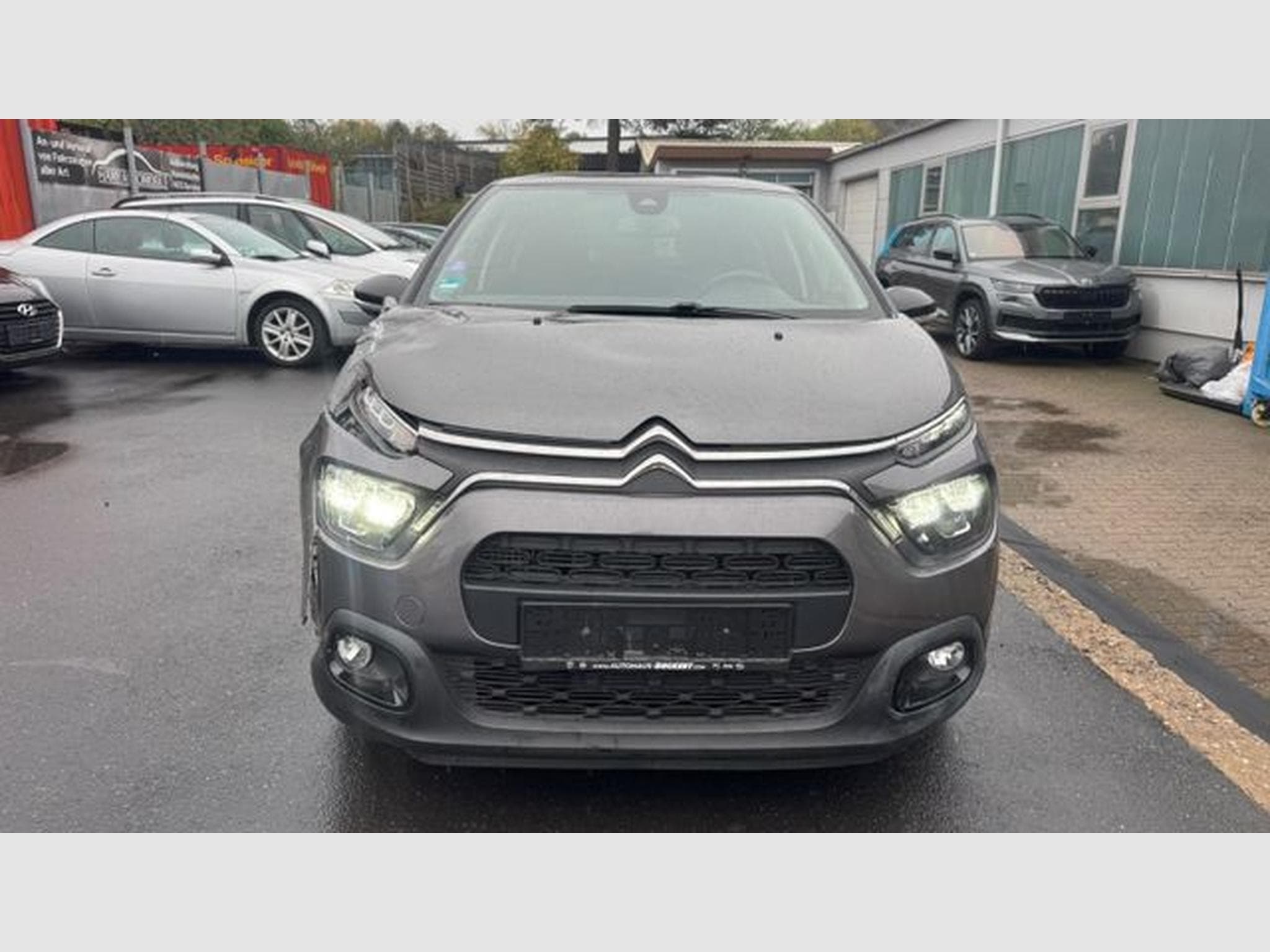 Citroën C3 C3 Shine 1.2 *Unfall*Automatik*Euro6*LED* (2023) - Foto 2