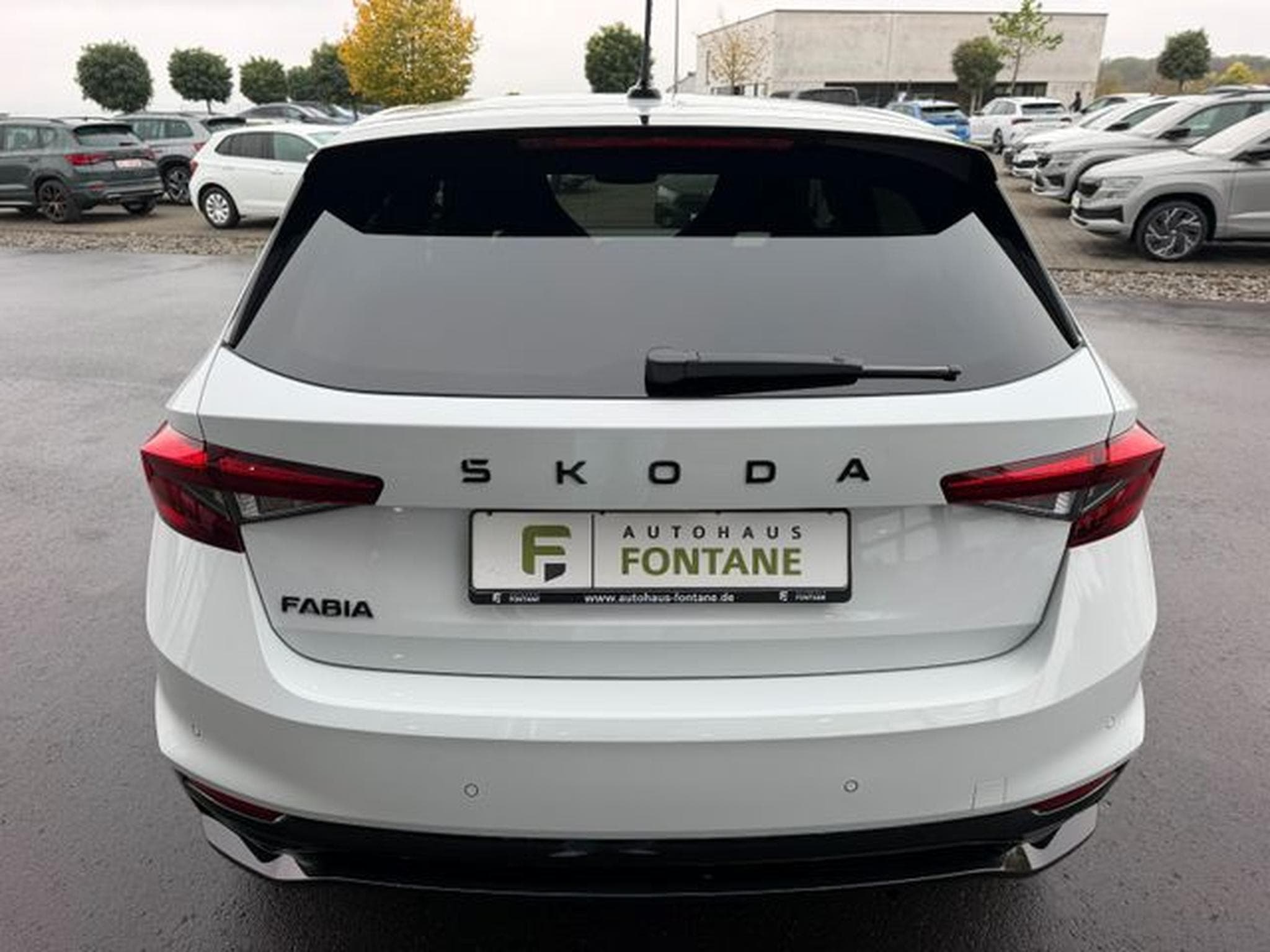 Skoda Fabia Fabia Monte Carlo DSG Navi Key 16"Kamera Shz (2025) - Photo 7