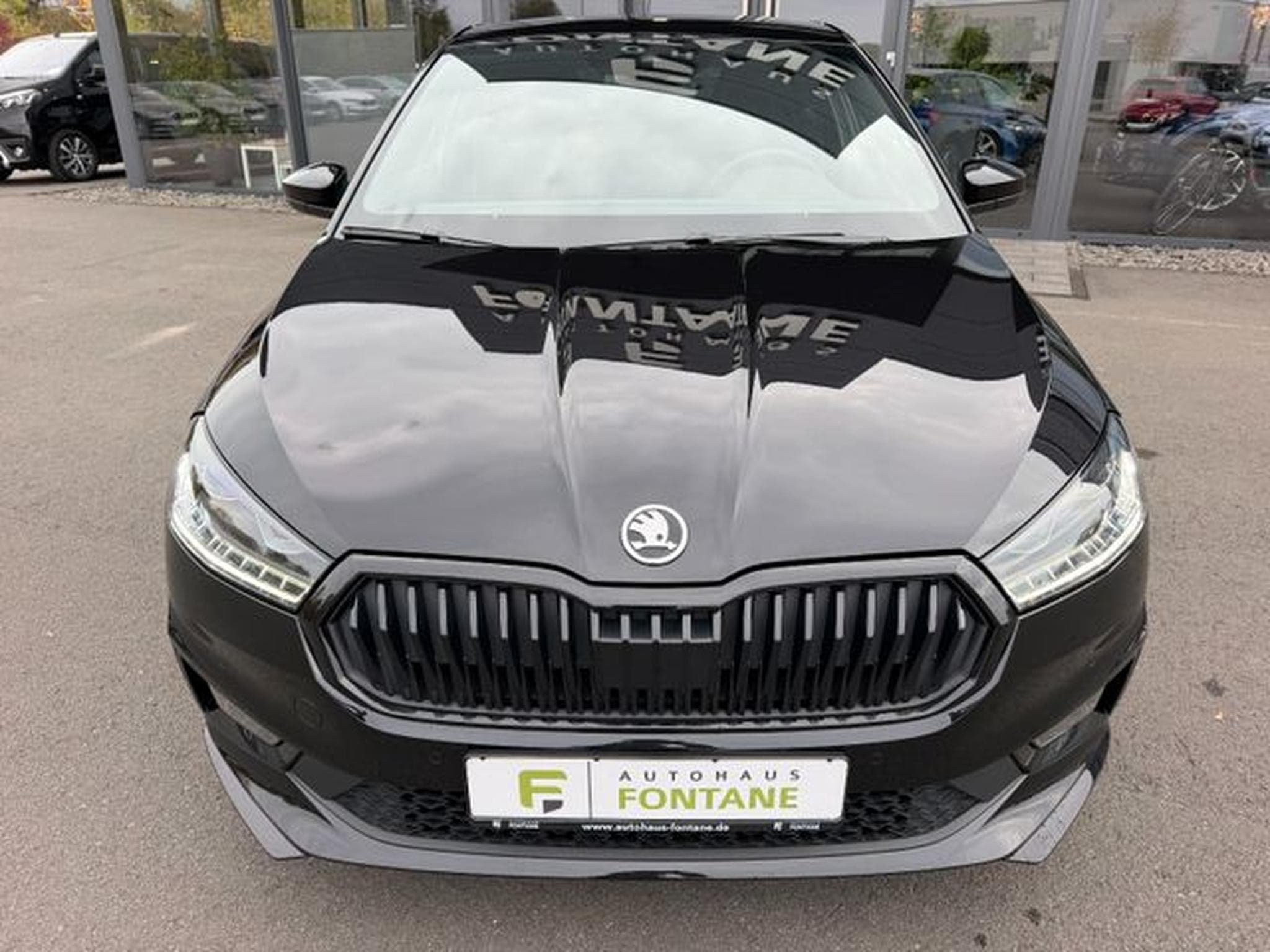 Skoda Fabia Fabia Monte Carlo DSG Navi Key 16"Kamera Shz (2025) - Foto 3