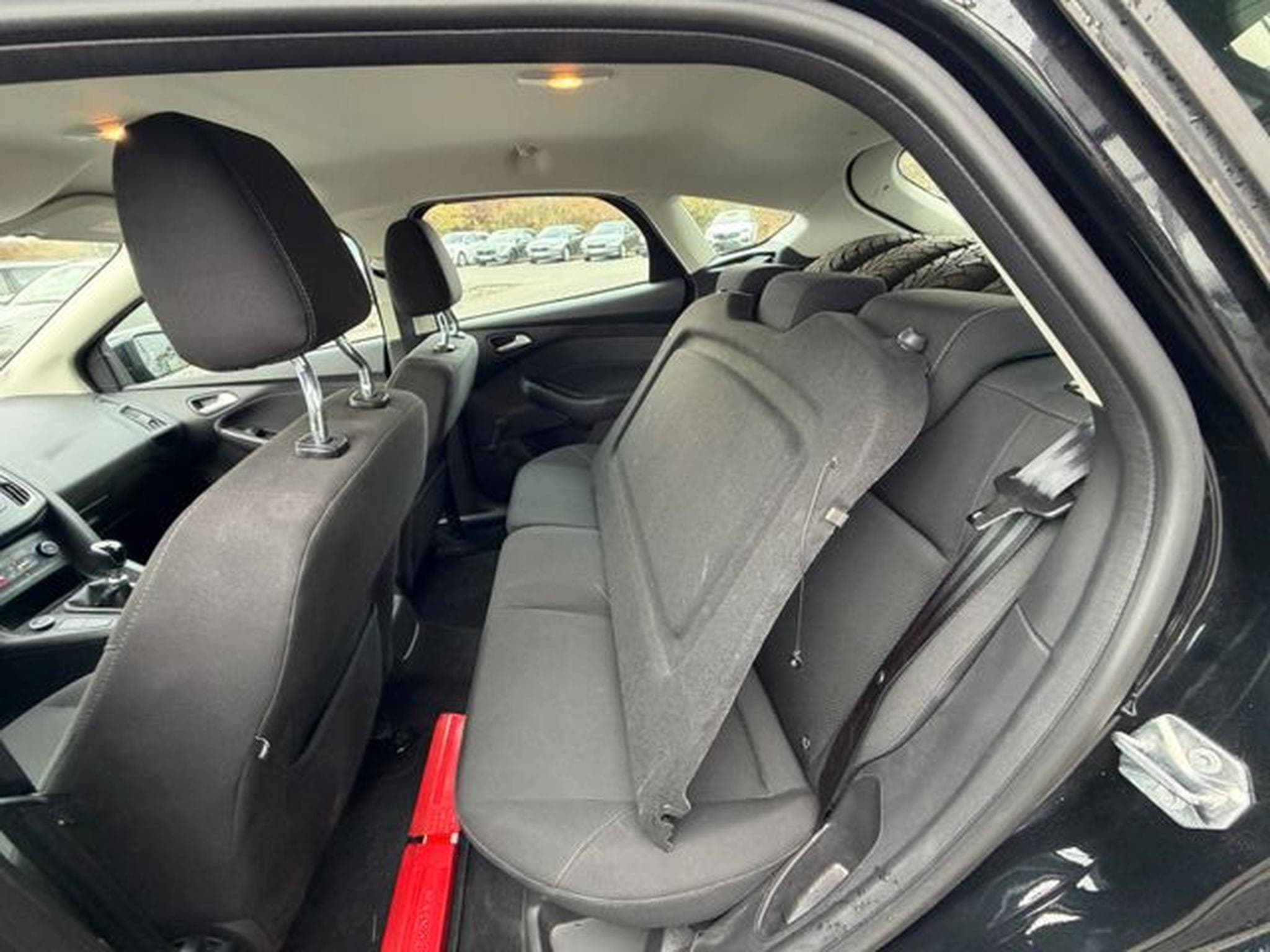 Ford Focus Focus Lim. Trend 5-türig Klima Sitzhz Lenkradhz (2015) - Foto 11