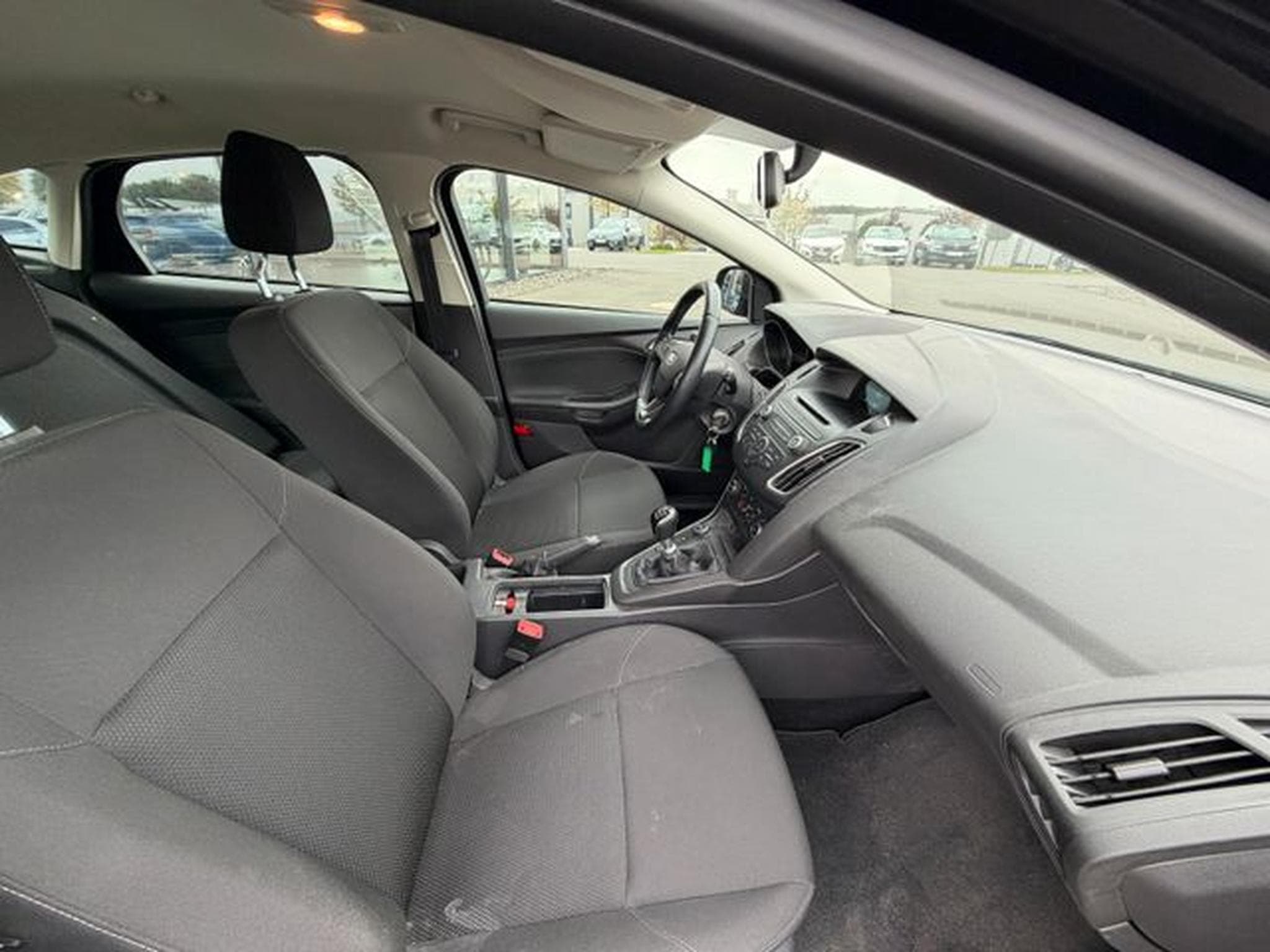 Ford Focus Focus Lim. Trend 5-türig Klima Sitzhz Lenkradhz (2015) - Foto 13