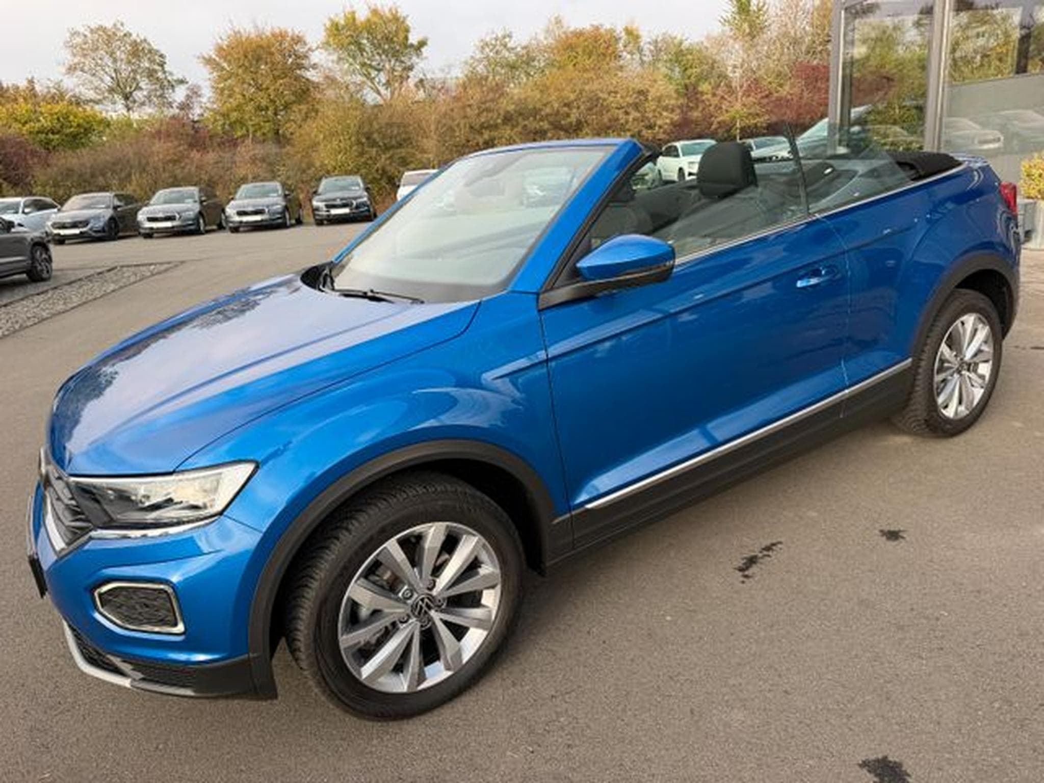 VW T-Roc T-Roc 1,5TSi DSG Cabriolet Style Kamera PDC SHZ (2021) - Foto 1