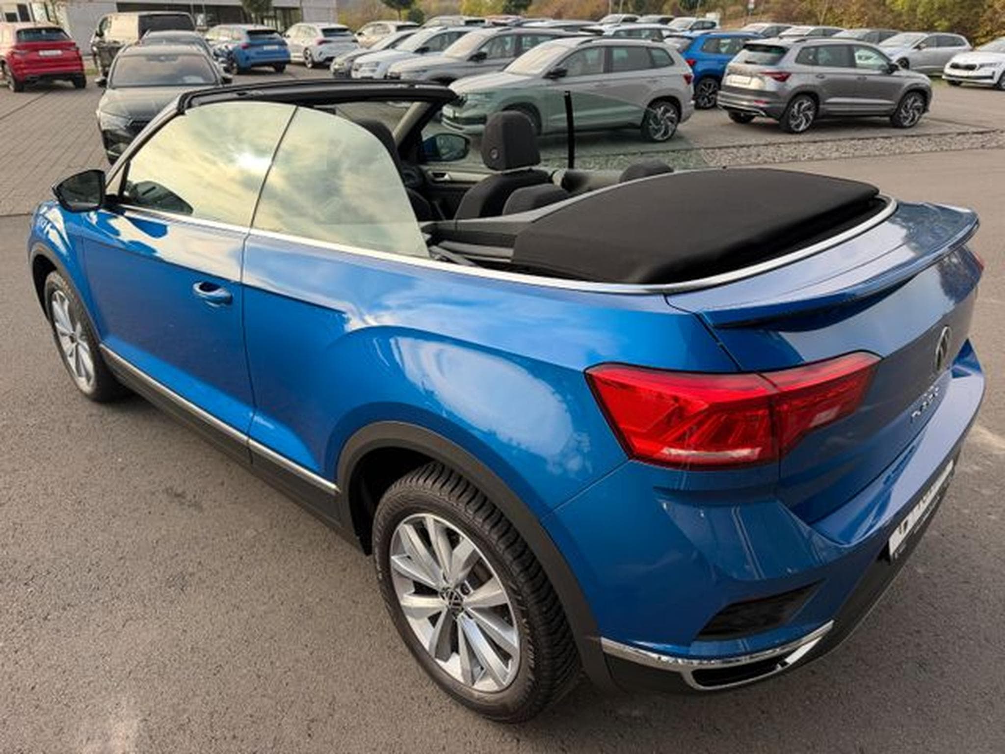 VW T-Roc T-Roc 1,5TSi DSG Cabriolet Style Kamera PDC SHZ (2021) - Foto 9