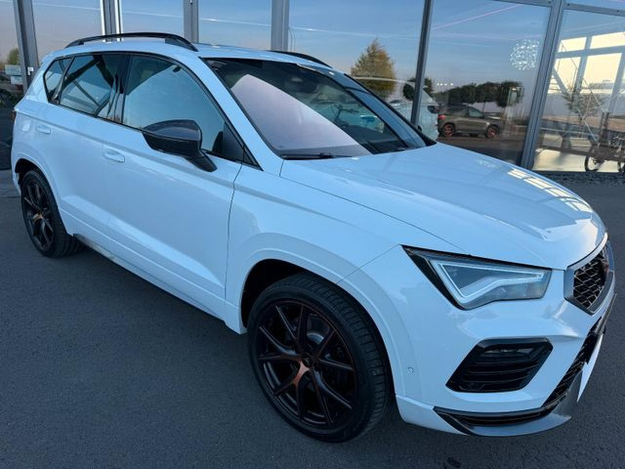 Cupra Ateca Ateca 2,0TSi 4Drive AHK Beats 19"Pano Memory (2022) - Foto 4
