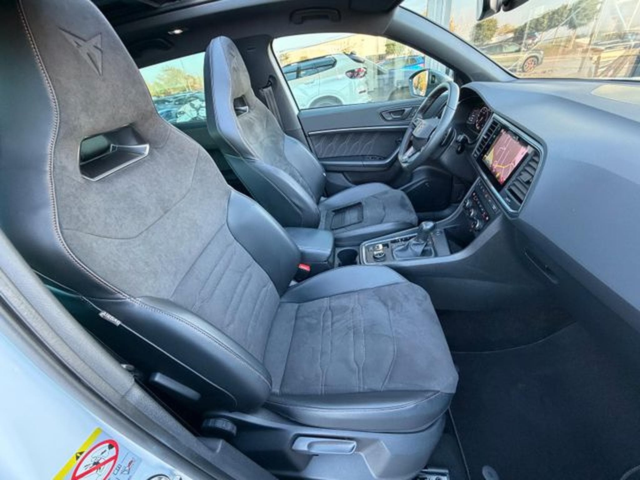Cupra Ateca Ateca 2,0TSi 4Drive AHK Beats 19"Pano Memory (2022) - Foto 15