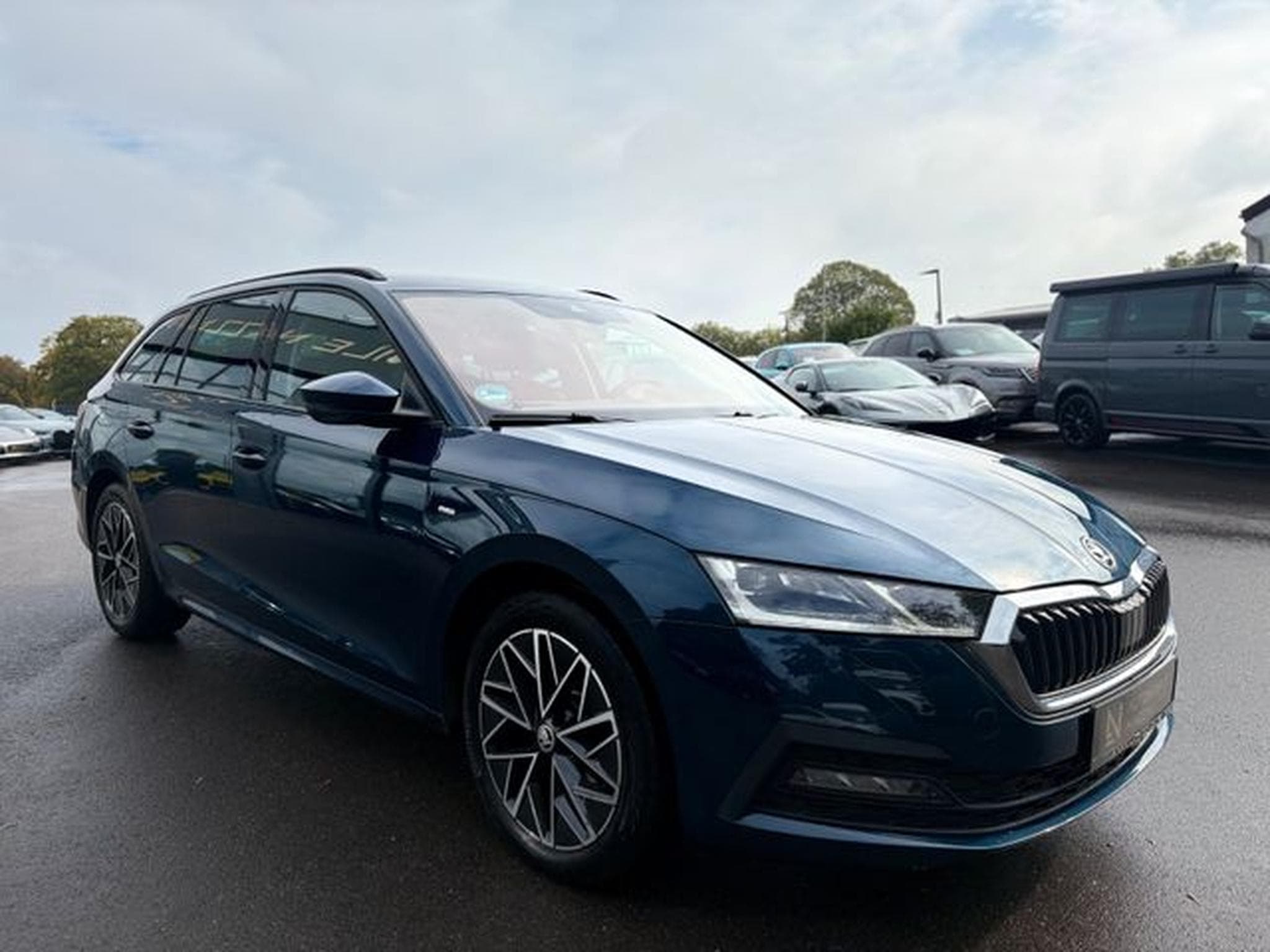 Skoda Octavia OCTAVIA CLEVER 4x4 *NAVI*KAMERA*LED*VIRTUAL*AHK* (2022) - Foto 5