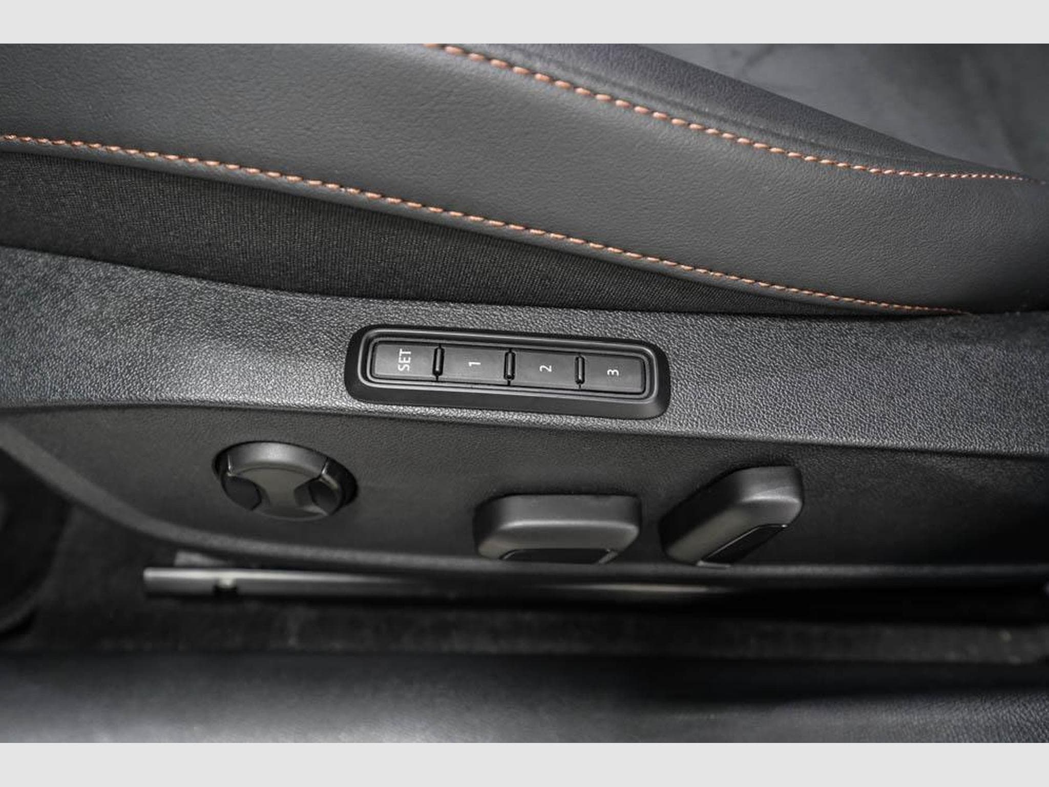 Cupra Leon ST 2,0 TSI (2025) - Foto 23