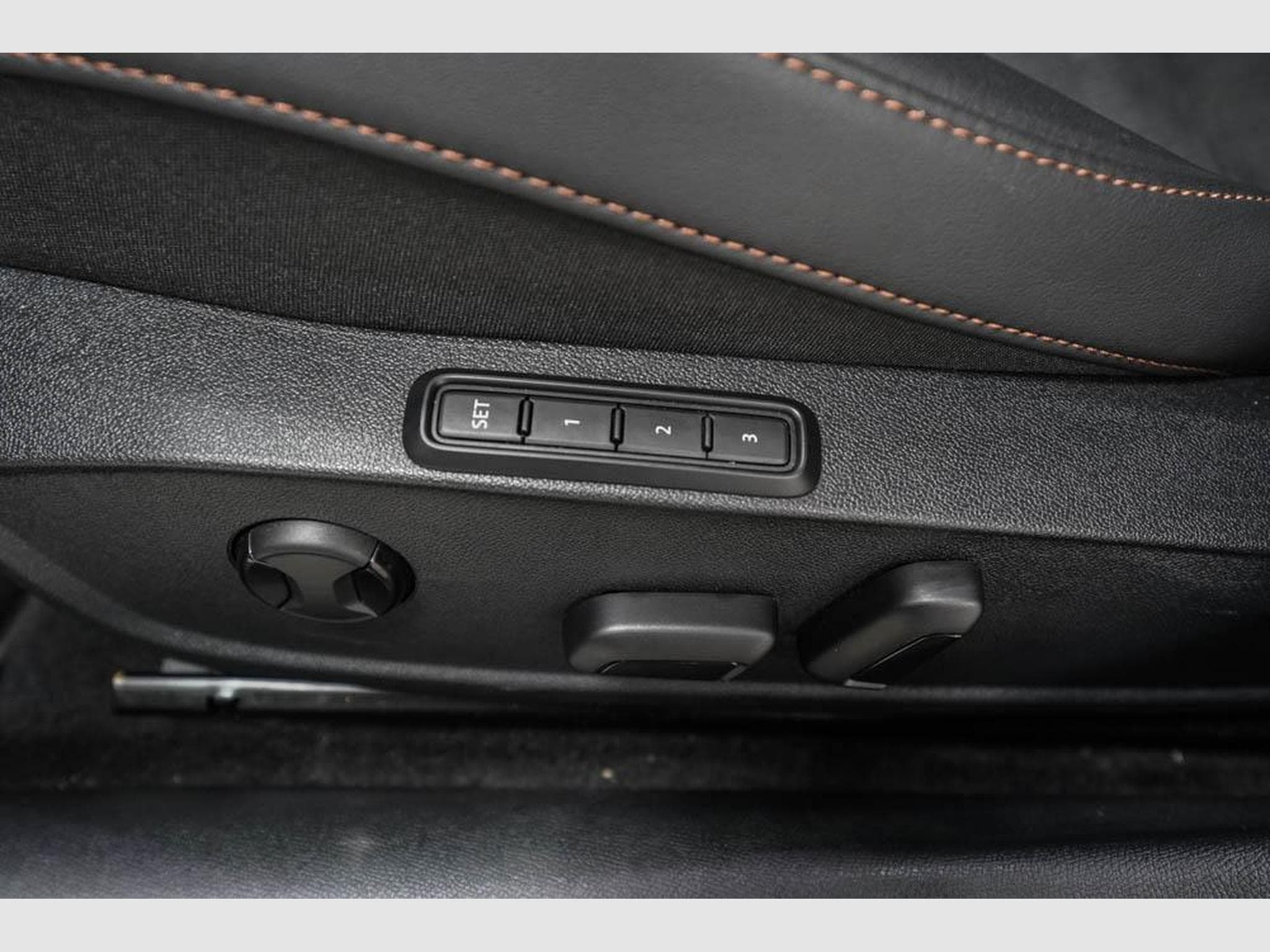 Cupra Leon ST 2,0 TSI (2025) - Foto 23