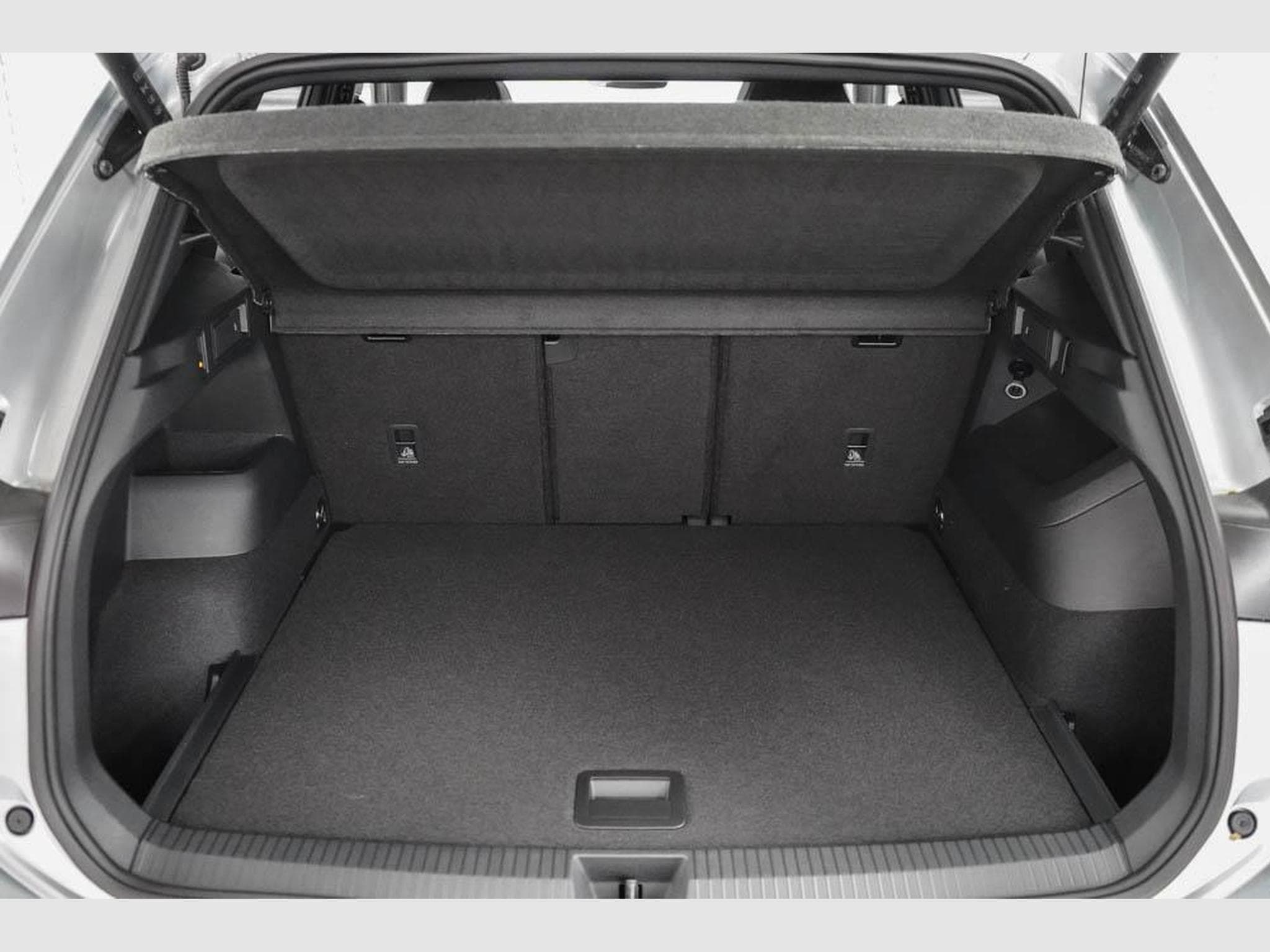 VW Tiguan 2,0 TDI DSG (2025) - Photo 19