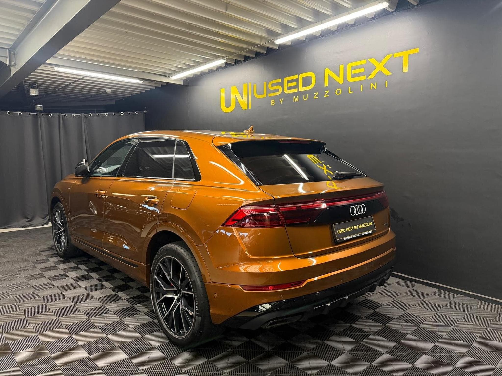Audi Q8 S LINE 60 TFSI e 490 CV QUATTRO (2025) - Photo 6
