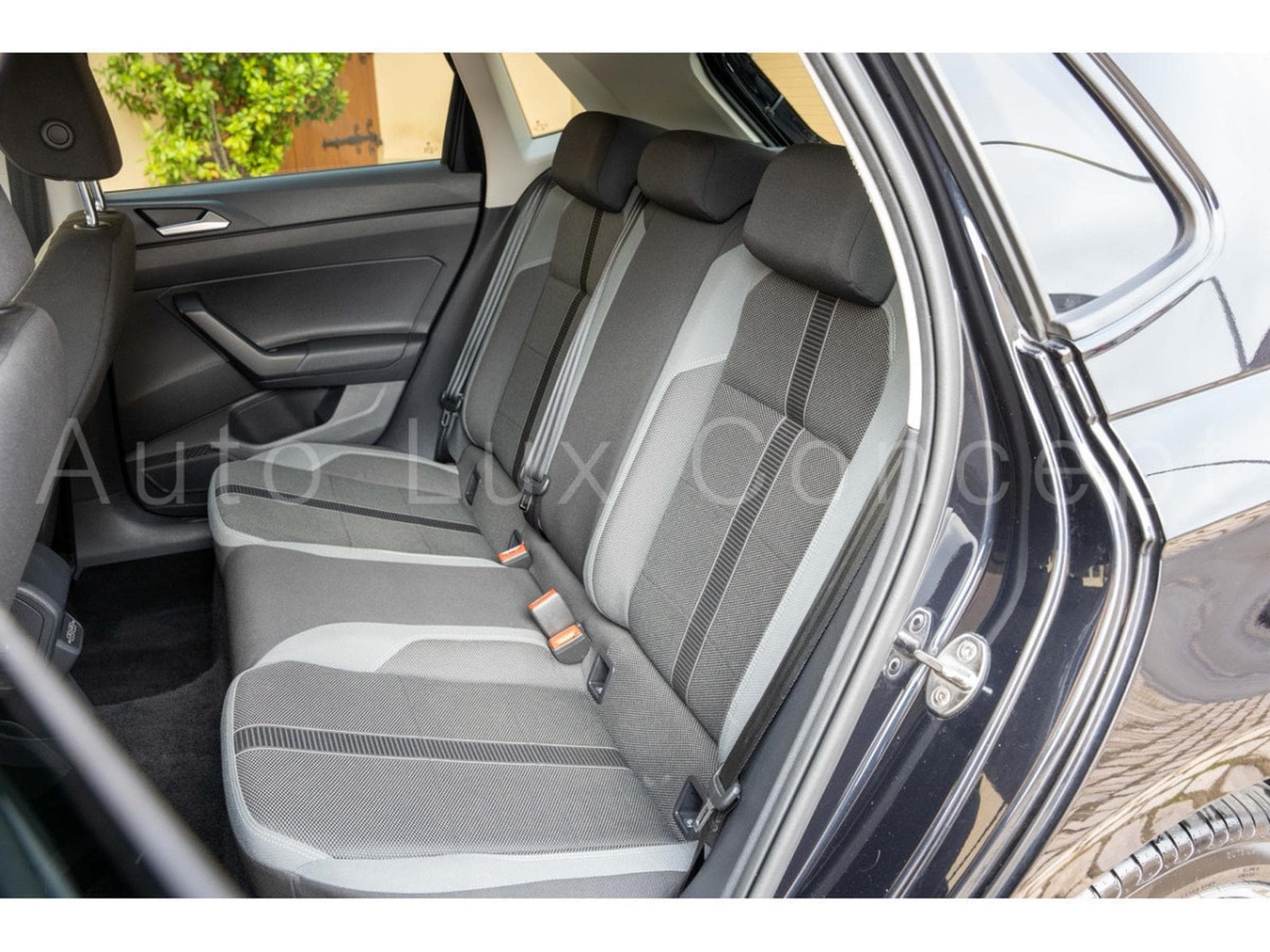 VW Polo 1.6 TDI R-Line DSG (2018) - Photo 7