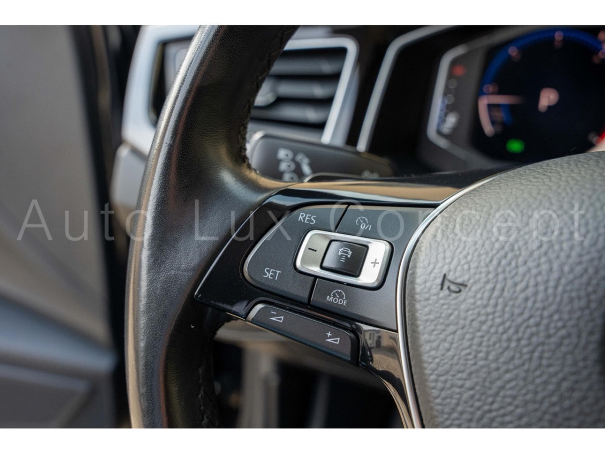 VW Polo 1.6 TDI R-Line DSG (2018) - Photo 11