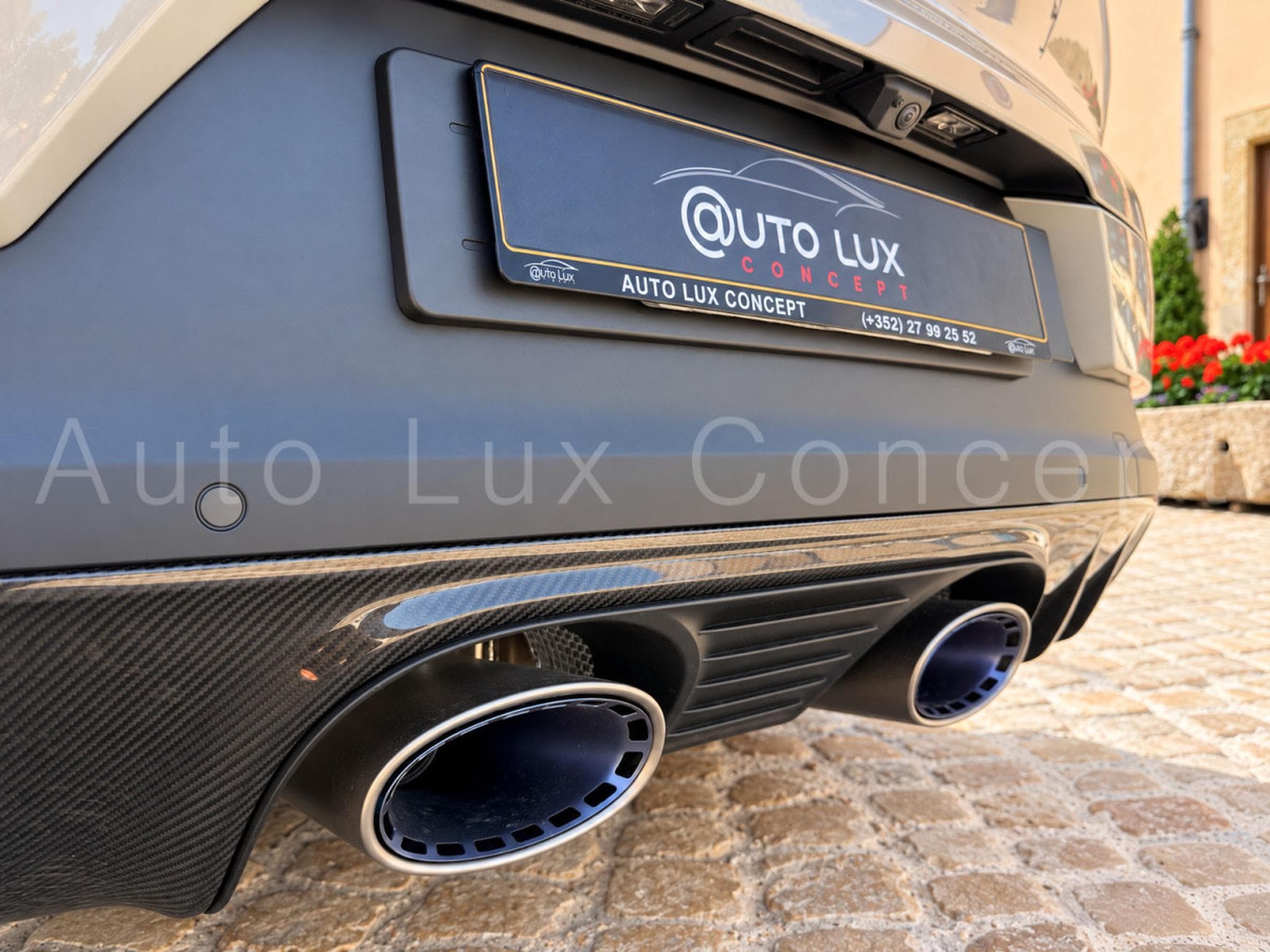 Porsche Cayenne Turbo E-Hybrid Coupé avec Pack GT (2026) - Photo 13