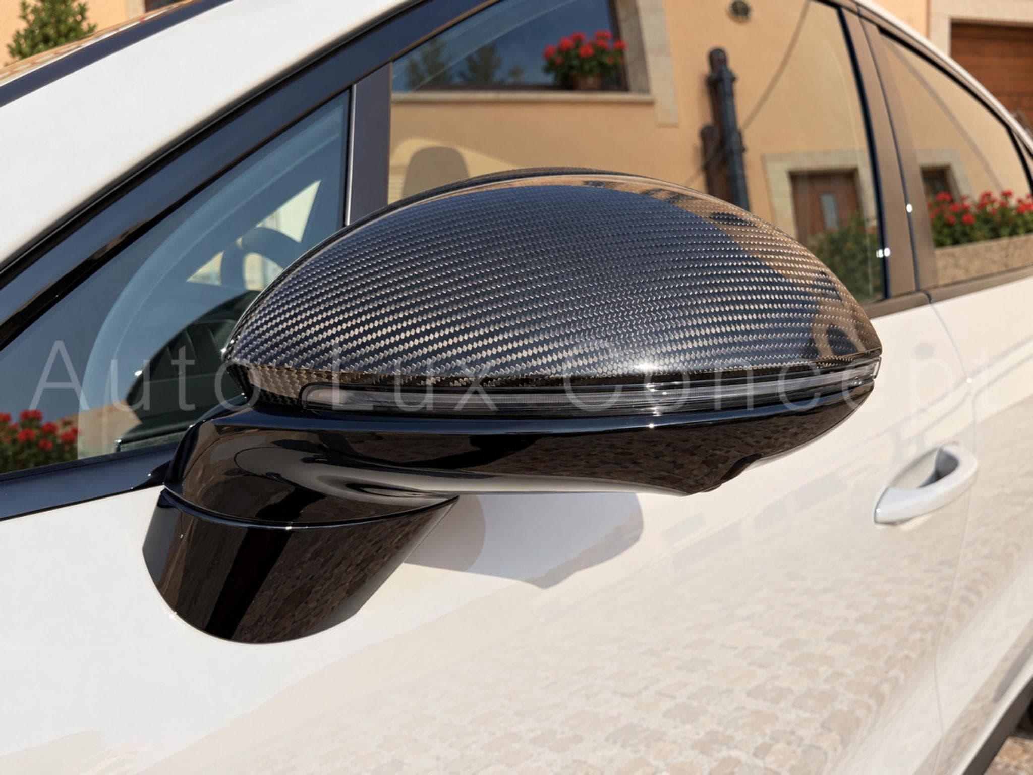 Porsche Cayenne Turbo E-Hybrid Coupé avec Pack GT (2026) - Photo 12