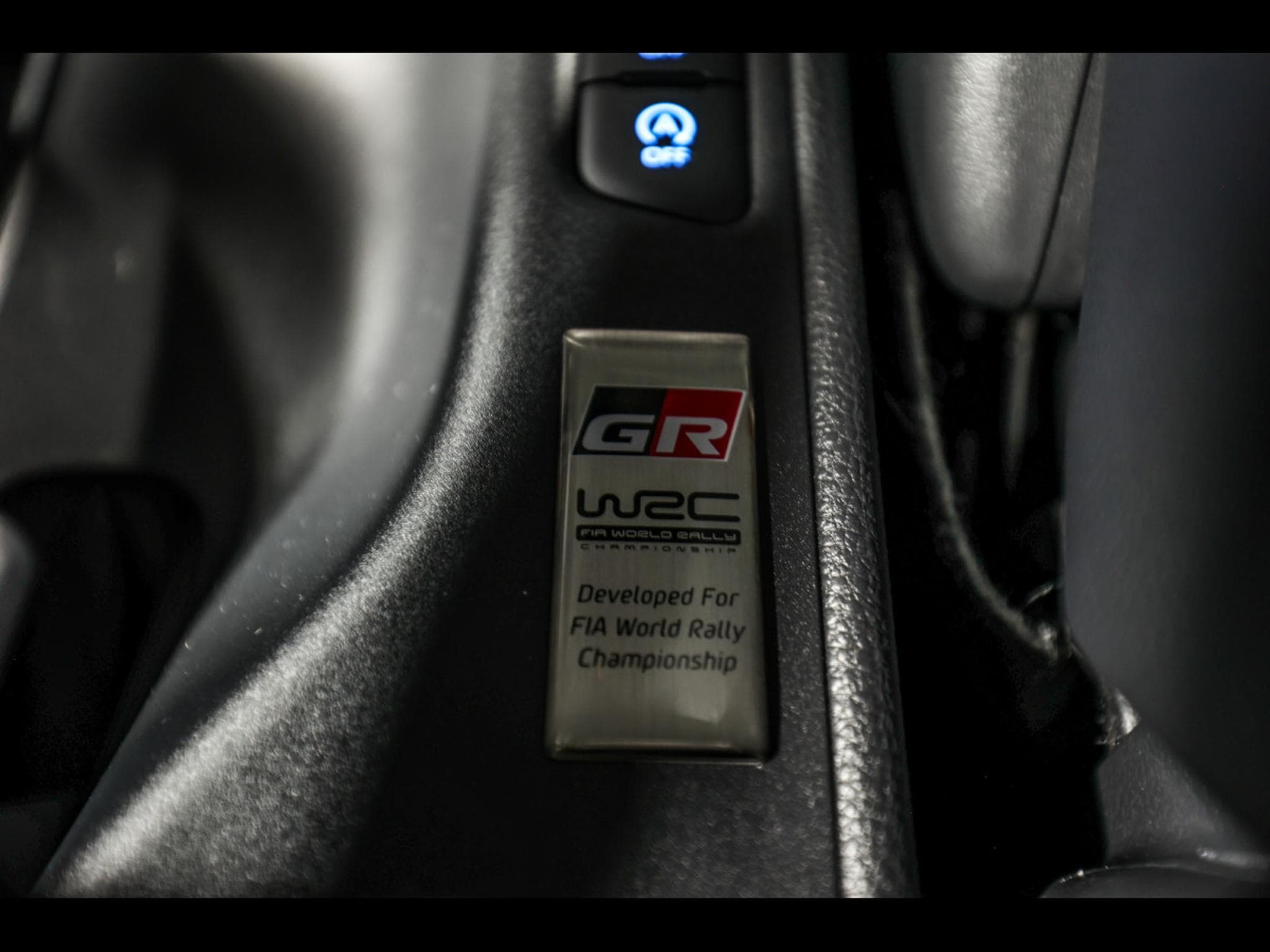 Toyota Yaris GR 1.6L TURBO HIGH PERFORMANCE - PRECIOUS BLACK (2024) - Photo 19