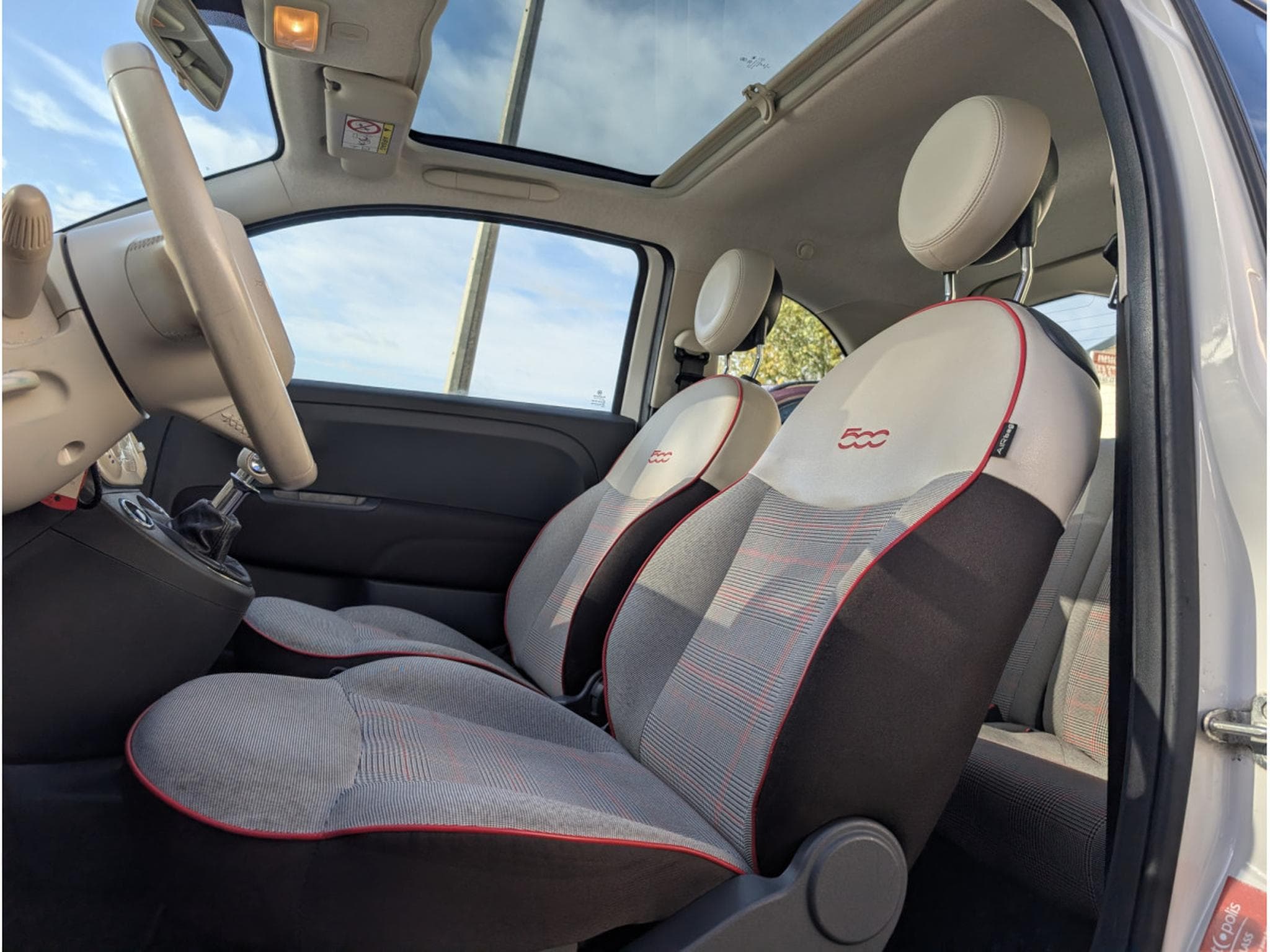 Fiat 500 1.2 69 CH TOIT PANORAMIQUE * GARANTIE 36 MOIS * (2015) - Photo 11