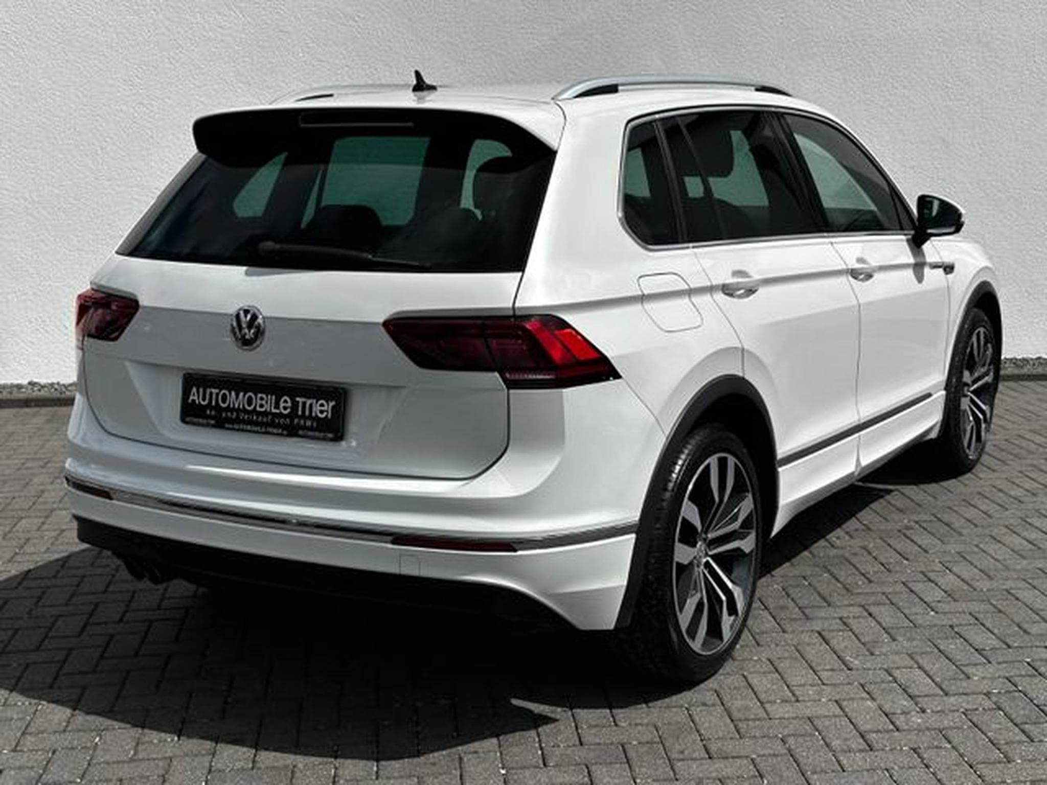 VW Tiguan Tiguan R line 2.0 TSI DSG 4Motion /LED/ACC/AHK/ (2018) - Photo 5