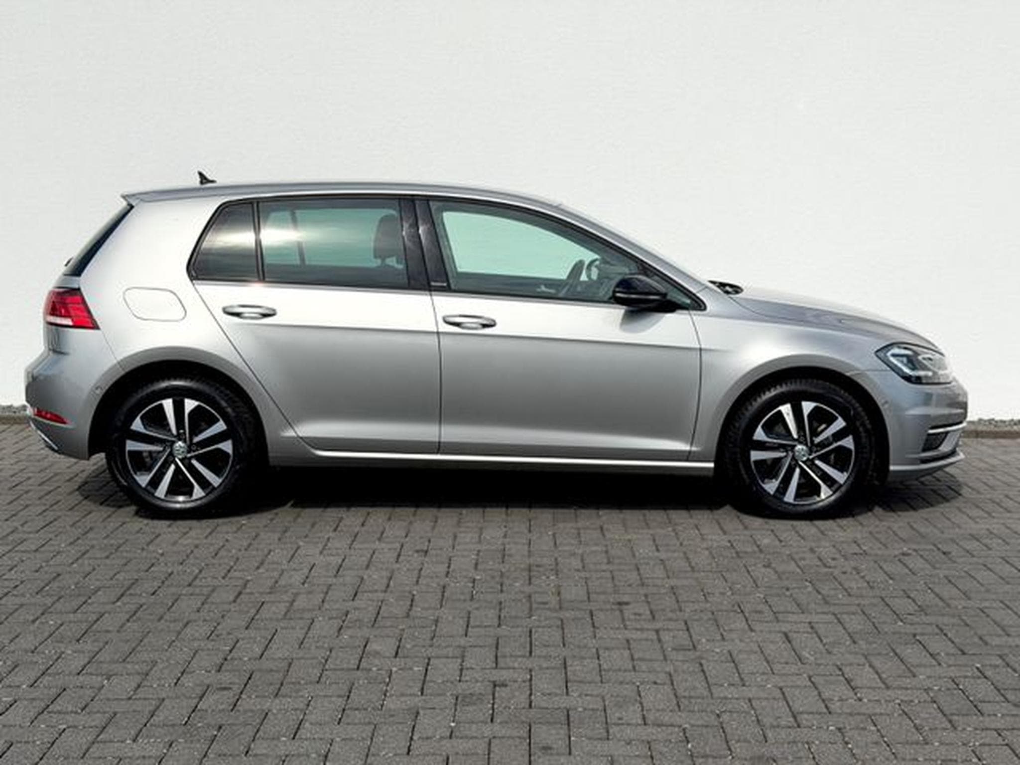 VW Golf Golf 7 Lim. 1.5 TSI DSG IQ.DRIVE /LED/ACC/GARANT (2019) - Photo 4