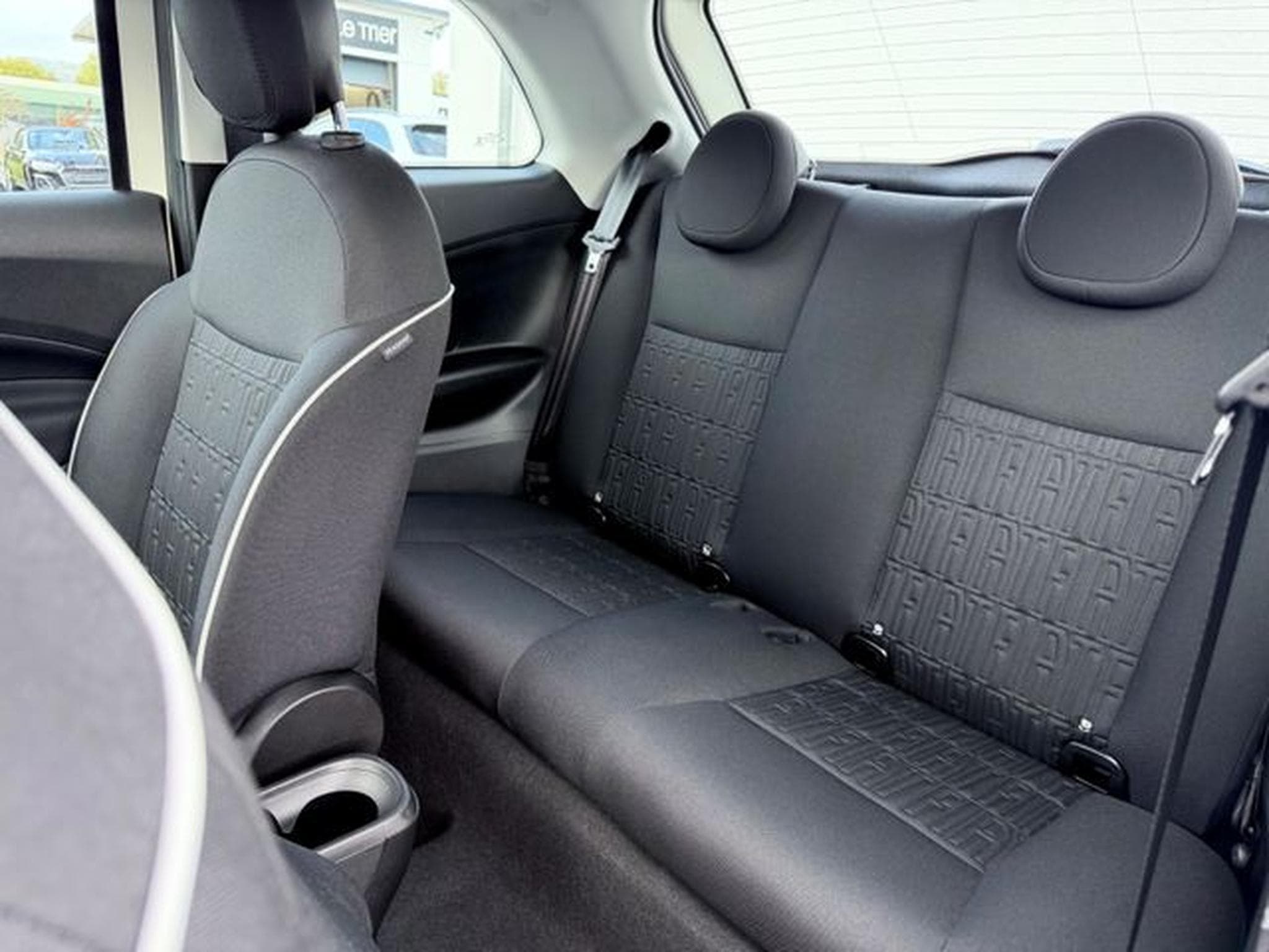 Fiat 500 500 e / LED / CARPLAY / GARANTIE / (2023) - Photo 13