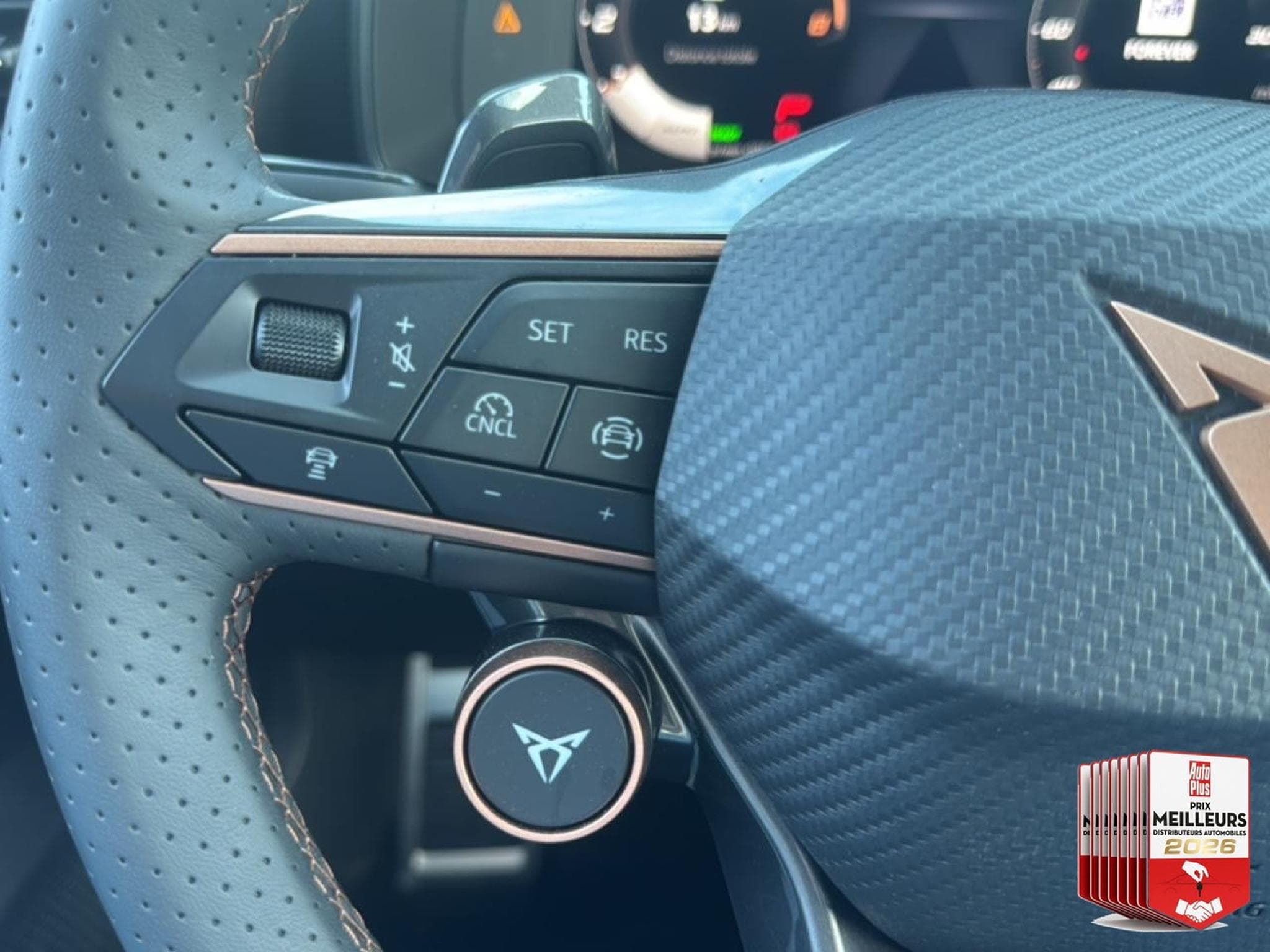 Cupra FORMENTOR 1.5 ETSI HYBRID 150 V DSG7 (2026) - Photo 20