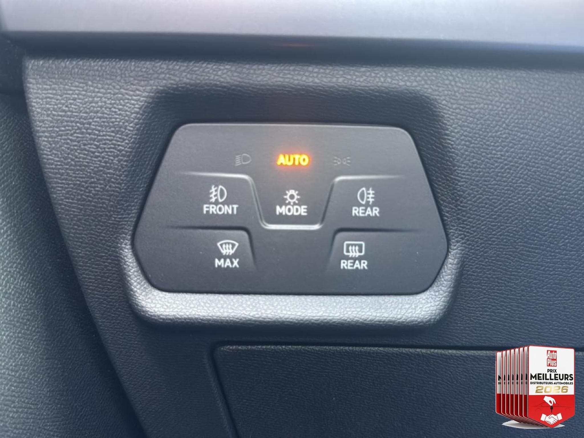 Cupra FORMENTOR 1.5 ETSI HYBRID 150 V DSG7 (2026) - Photo 22