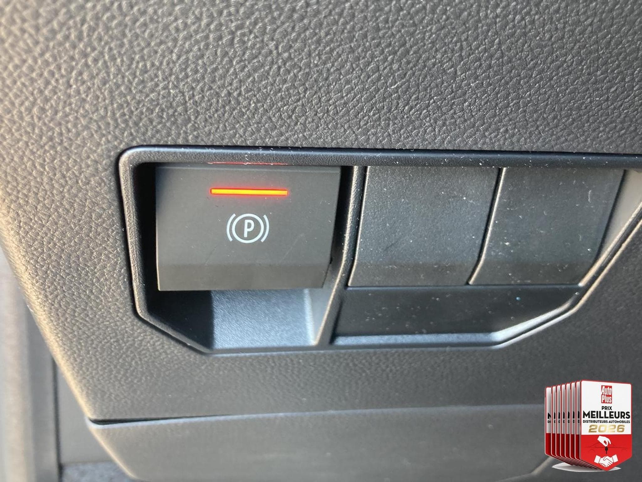 Dacia DUSTER 1.2 MILD HYBRID 140 JOURNEY (2026) - Photo 14