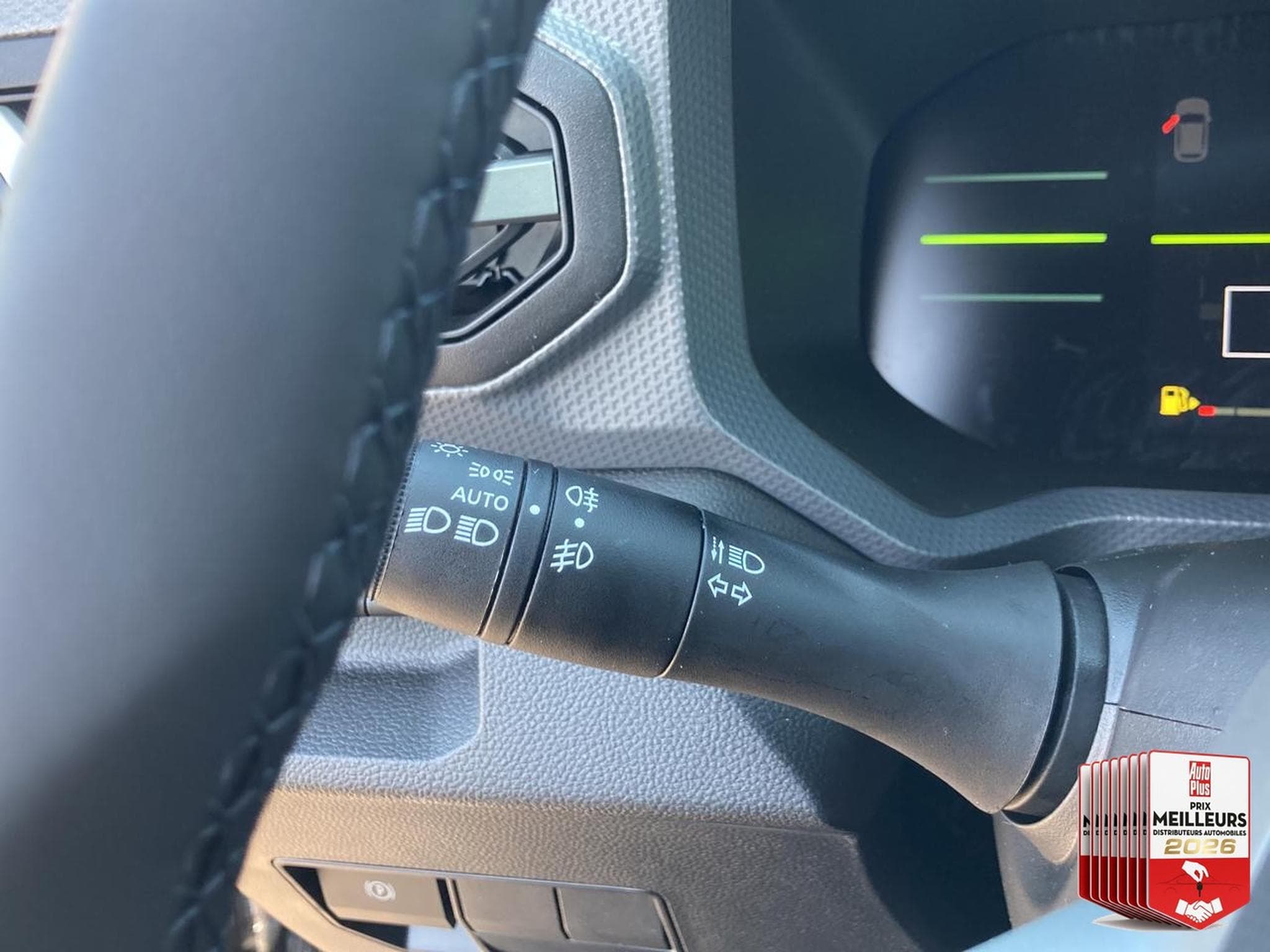 Dacia DUSTER 1.2 MILD HYBRID 140 JOURNEY (2026) - Photo 18