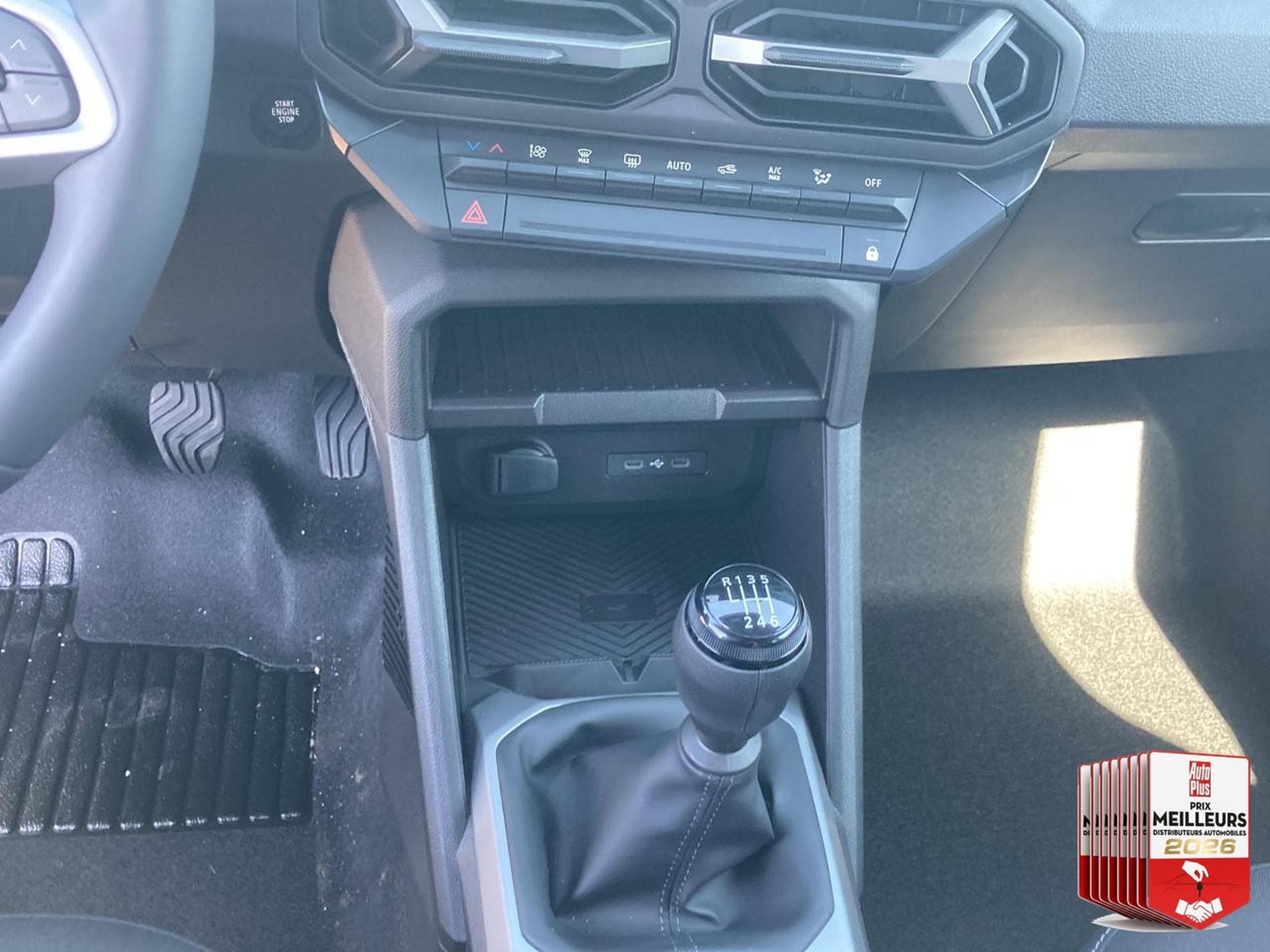 Dacia DUSTER 1.2 MILD HYBRID 140 JOURNEY (2026) - Photo 21